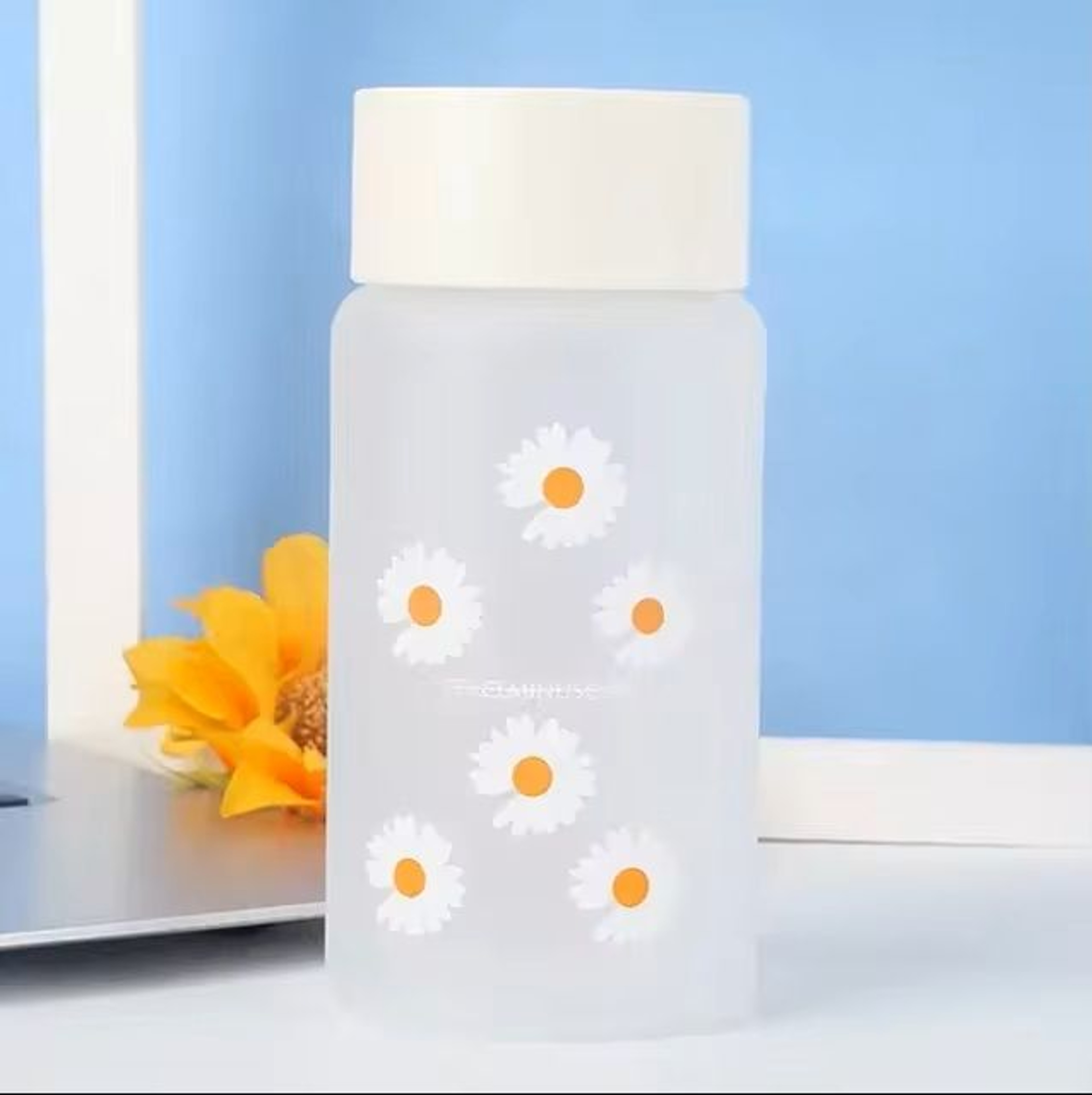 2 L Water Bottle With BuiltIn Straw  Time Marker Large Capacity Hydration Bottle For Sports  Fitnes 22