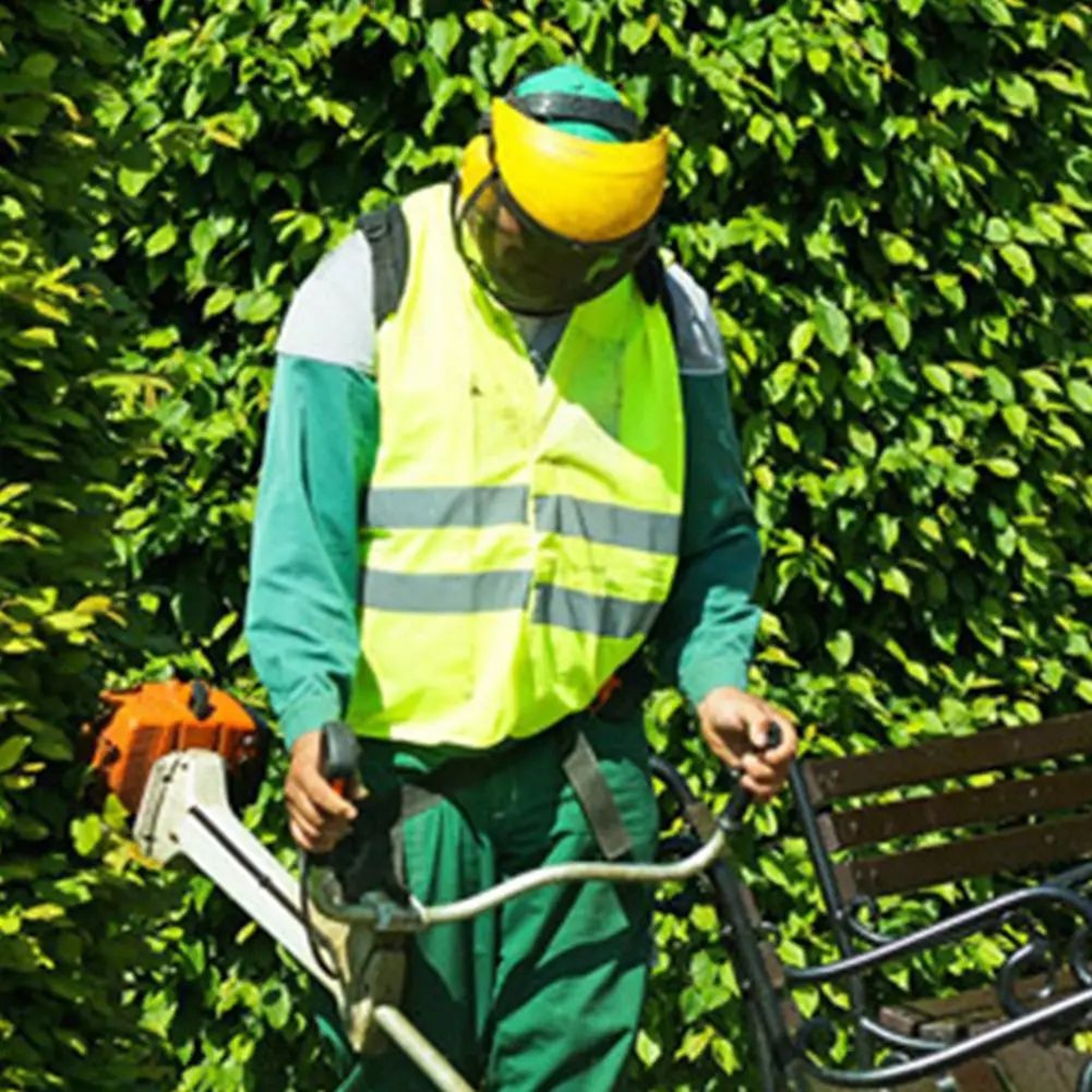 Full Face Safety Shield With Ratchet Headgear  ImpactResistant Visor Mask For Weed Whacking Grindin 1