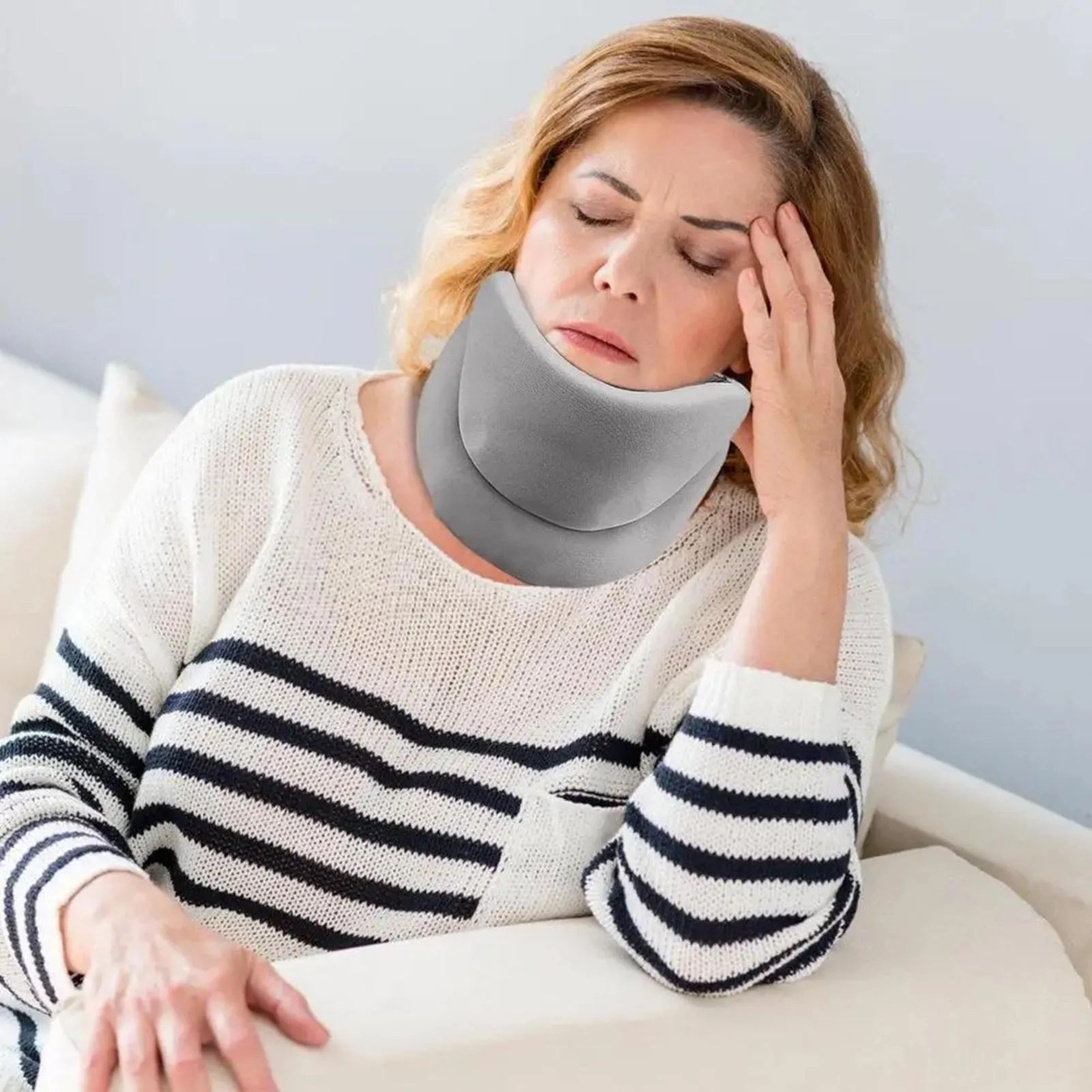 360 Cervical Neck Collar Brace  Stabilizing Wrap Support For Injury Recovery Sleeping Relief  Neck  3