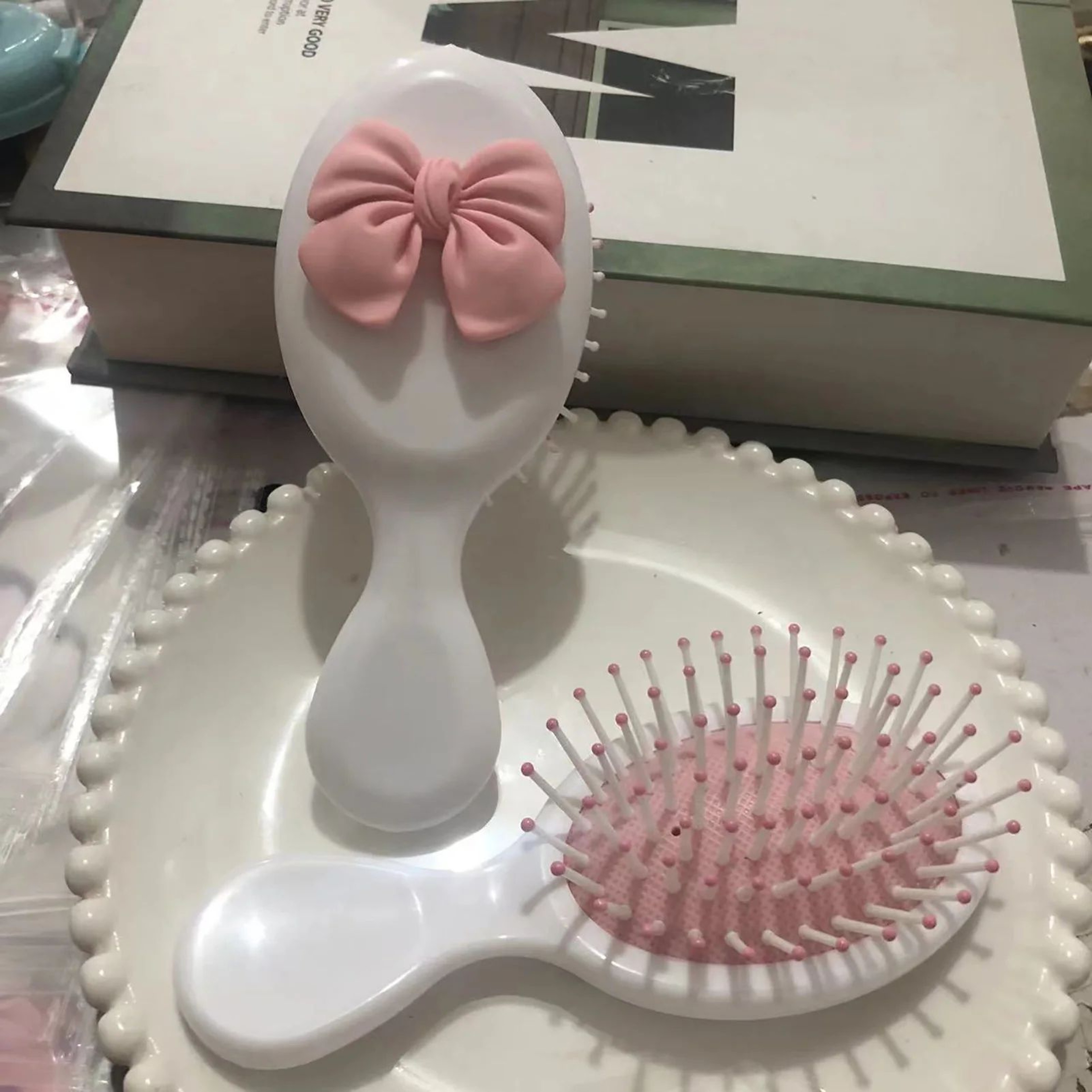 Cute Bow Air Cushion Hair Brush AntiStatic Detangling Comb  FoldingNonFolding Scalp Massage Hairbru 1