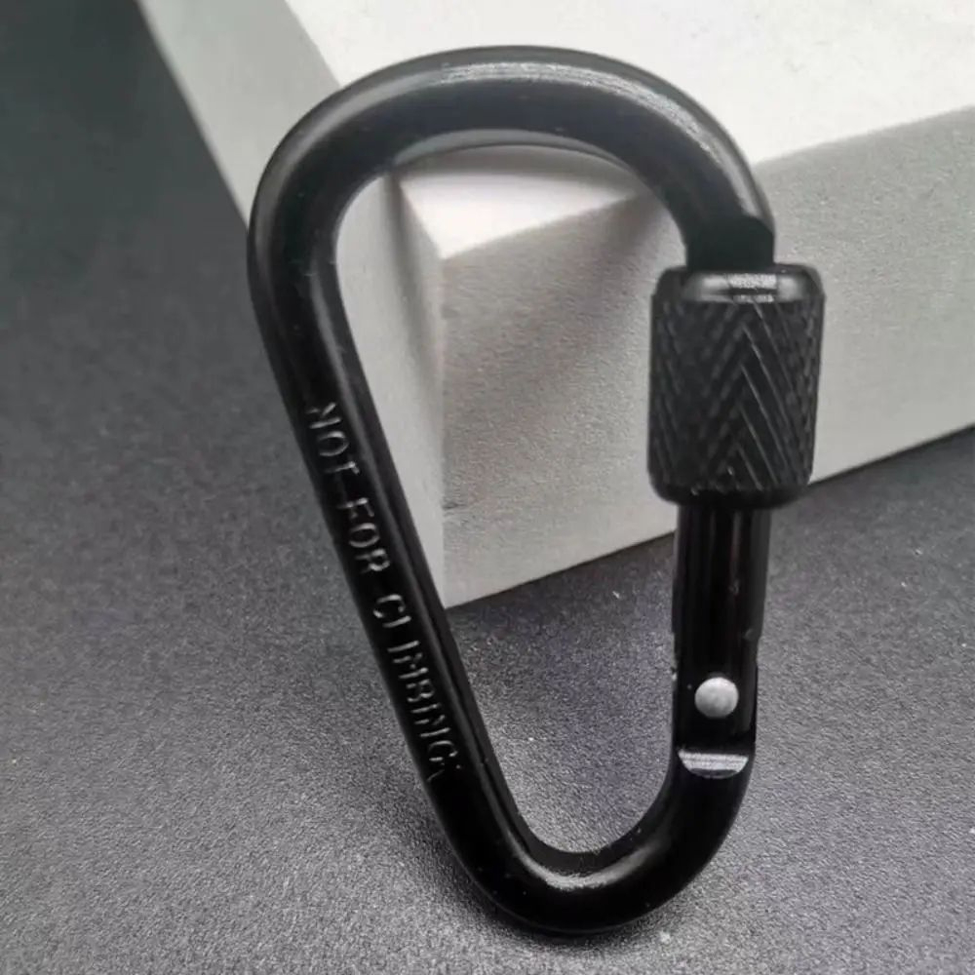 DShape Carabiner Clip MultiColor  Safety Buckle Keychain Hook For Camping Hiking Travel  Outdoor Ge 3