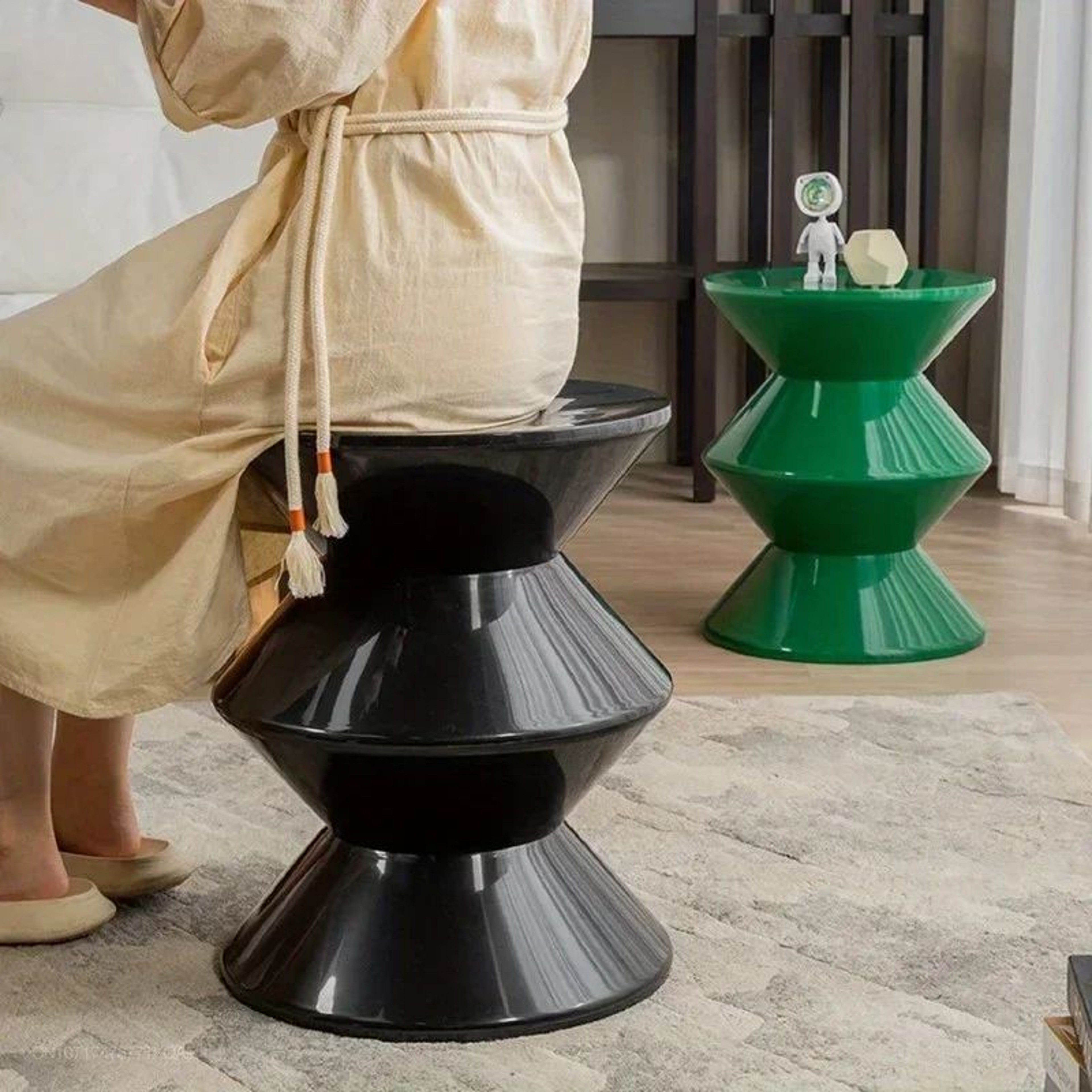 Modern Plastic Side End Table  Durable Small Coffee Table Nightstand For Living Room Sofa Hallway B 6