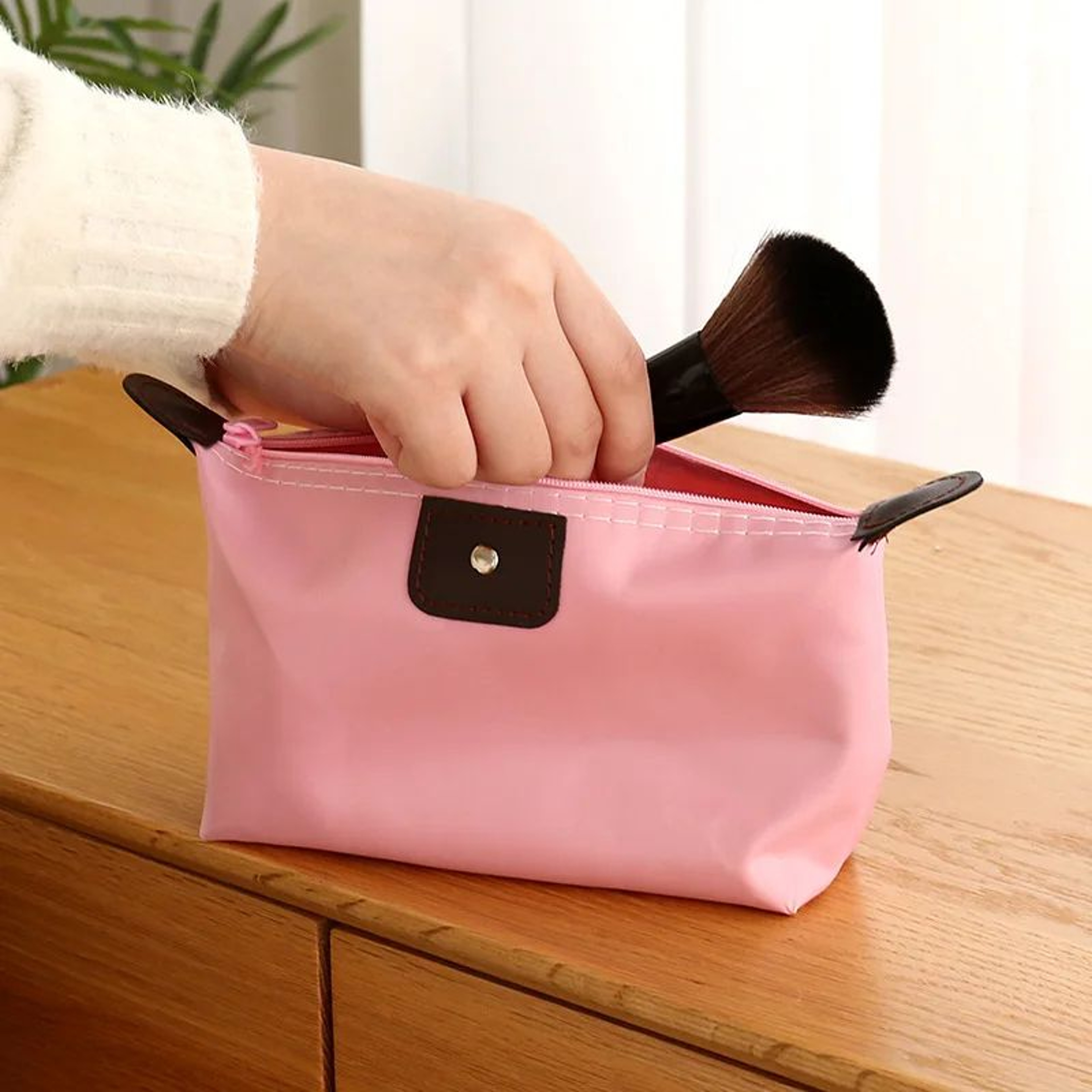 Large Capacity Travel Cosmetic Bag With Zipper  Cute Portable Makeup Clutch Organizer For Toiletrie 2