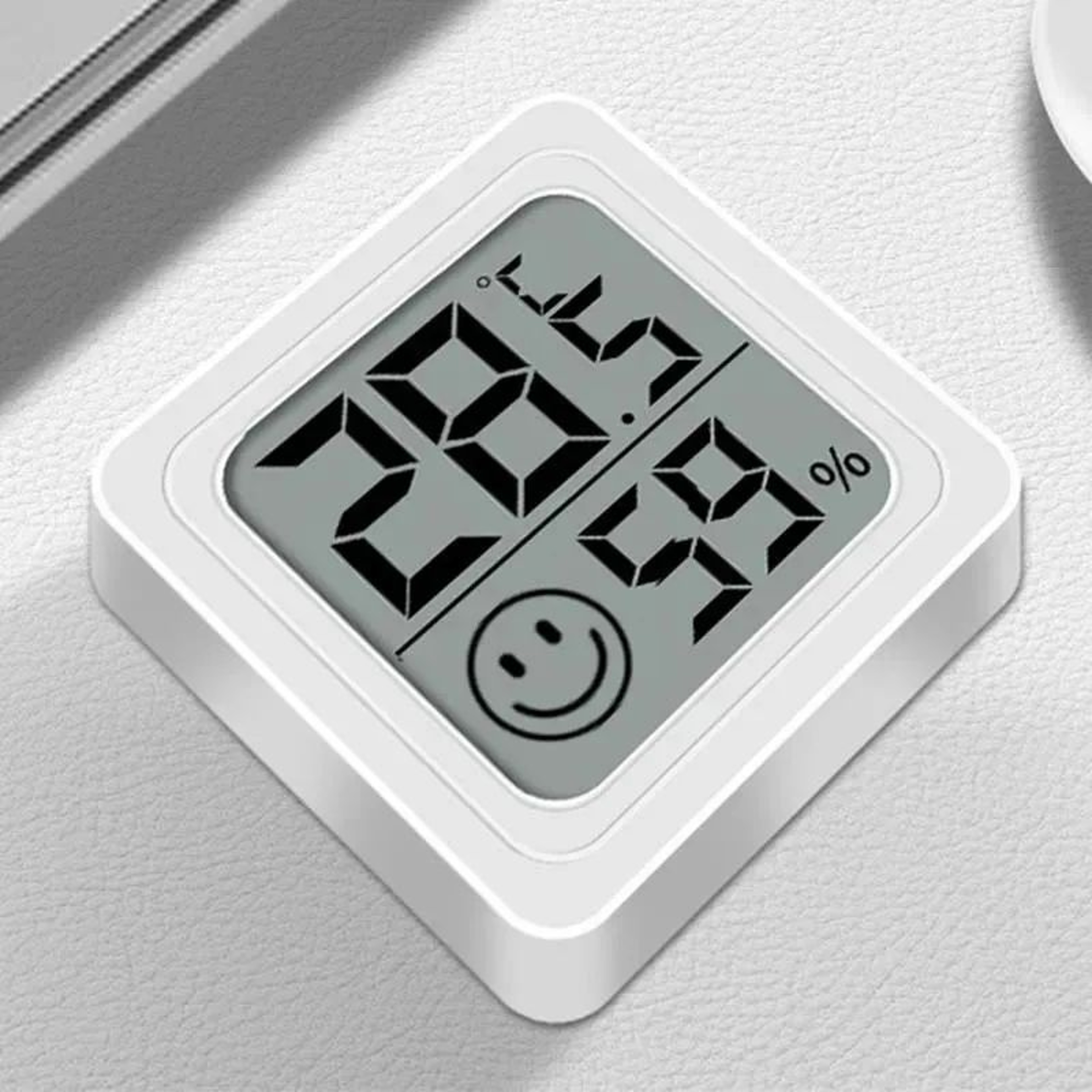 Mini Digital Thermometer Hygrometer Desktop Temperature  Humidity Meter  Compact Electronic Sensor  0