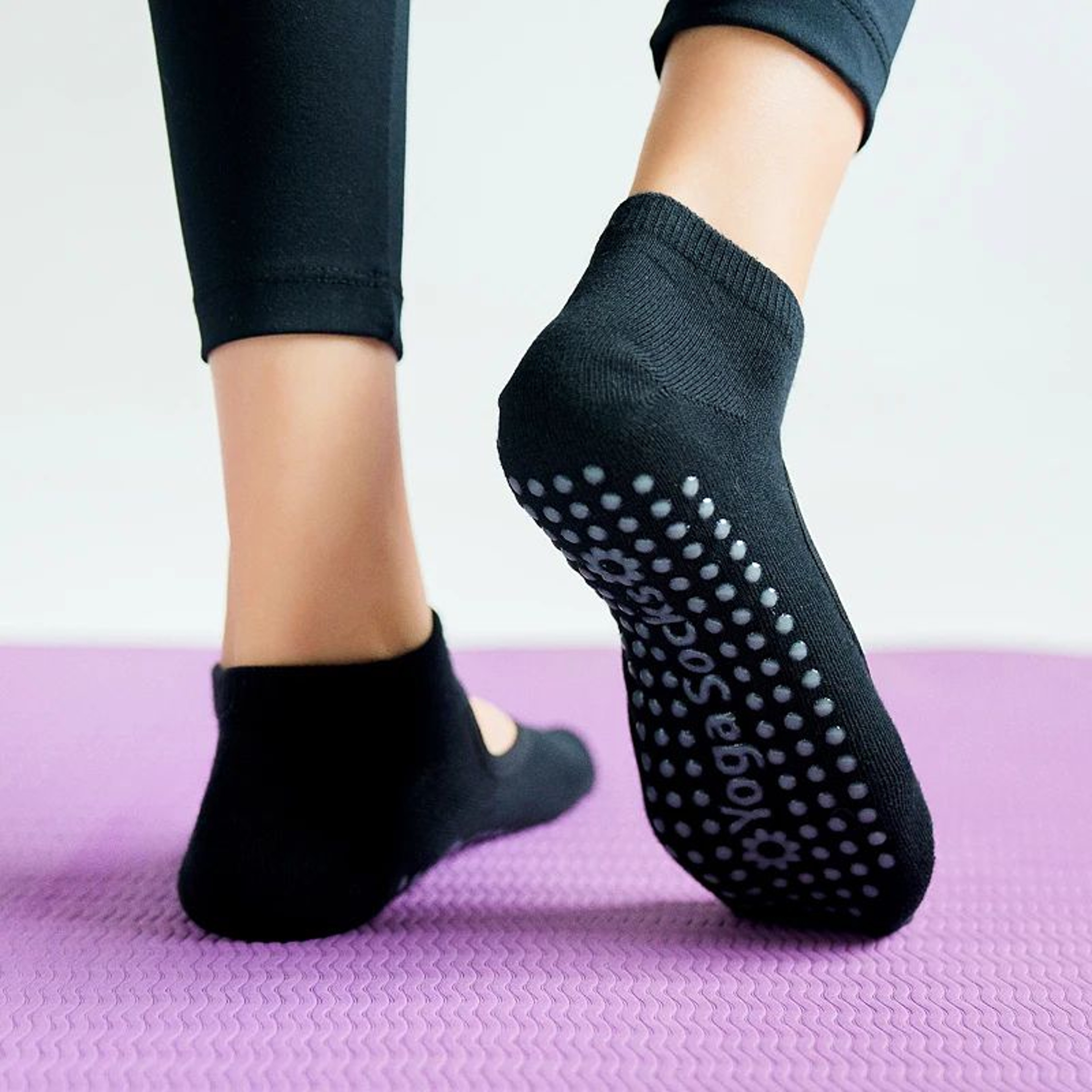 Customized Womens Backless AntiSlip Pilates Socks  Breathable Cotton 5Toe Yoga  Ballet Fitness Grip 3