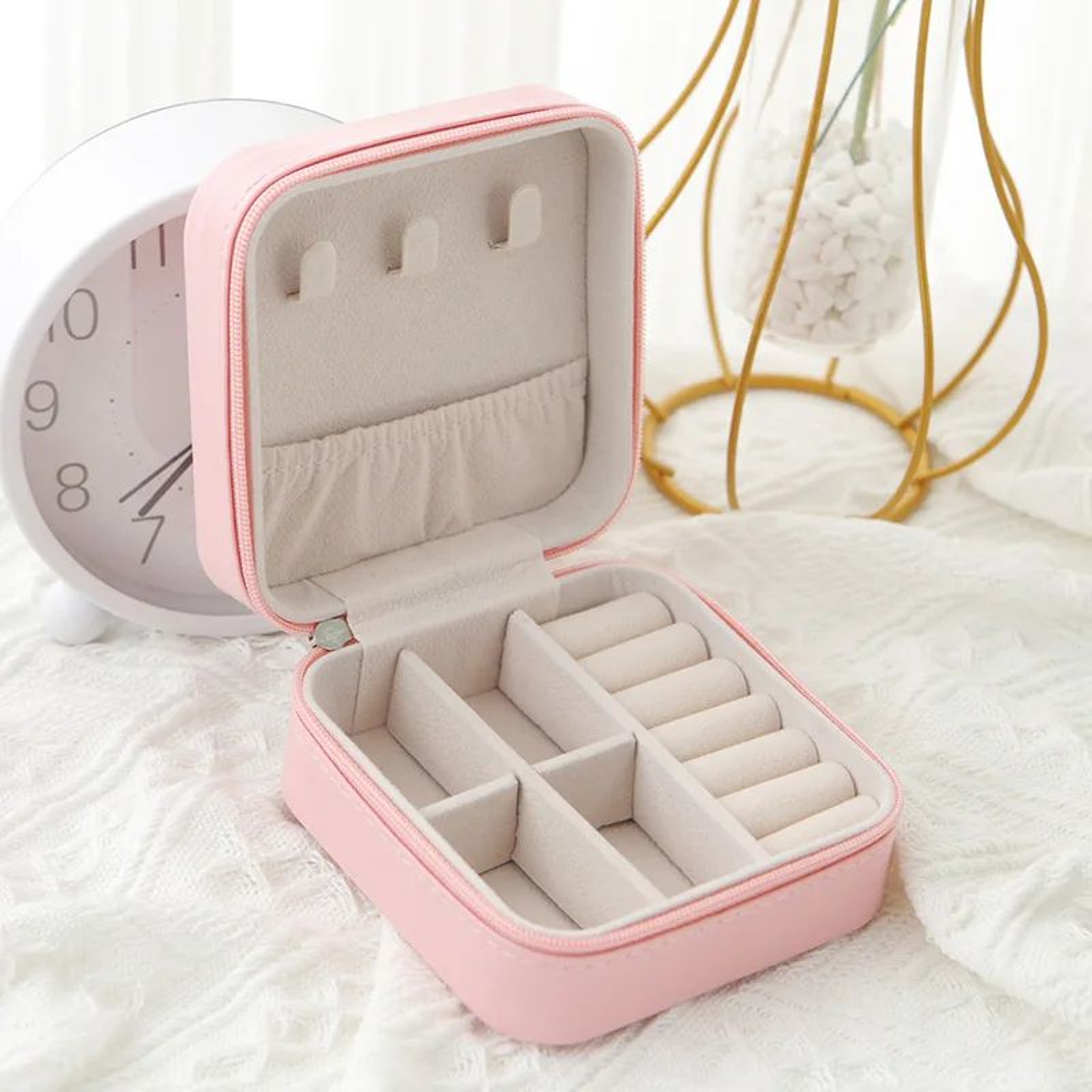SingleLayer PU Leather Travel Jewelry Box  Compact Zipper Organizer Case 4