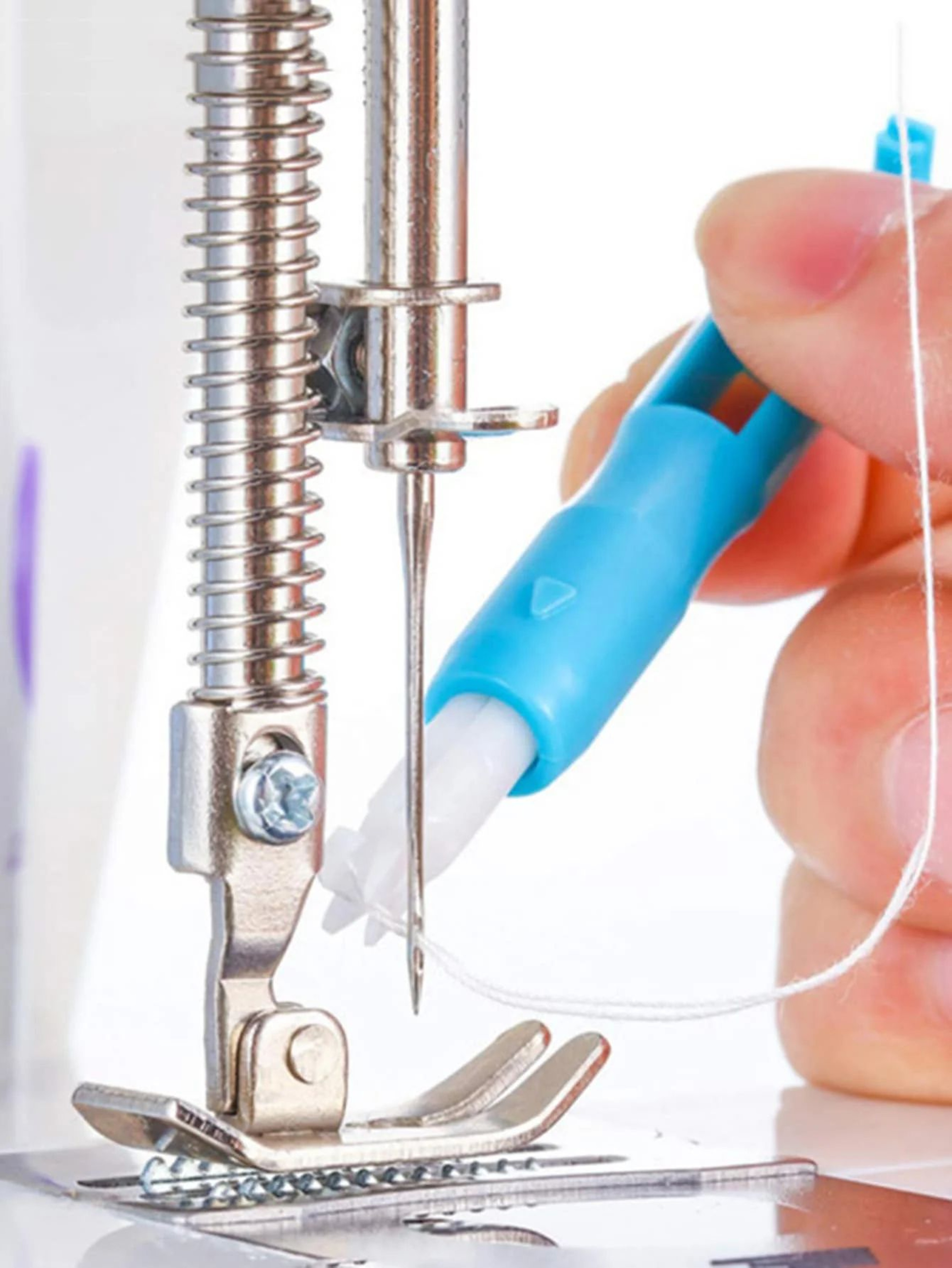 Automatic Needle Threader Tool  Quick DIY Sewing  Cross Stitch Threading Device 1