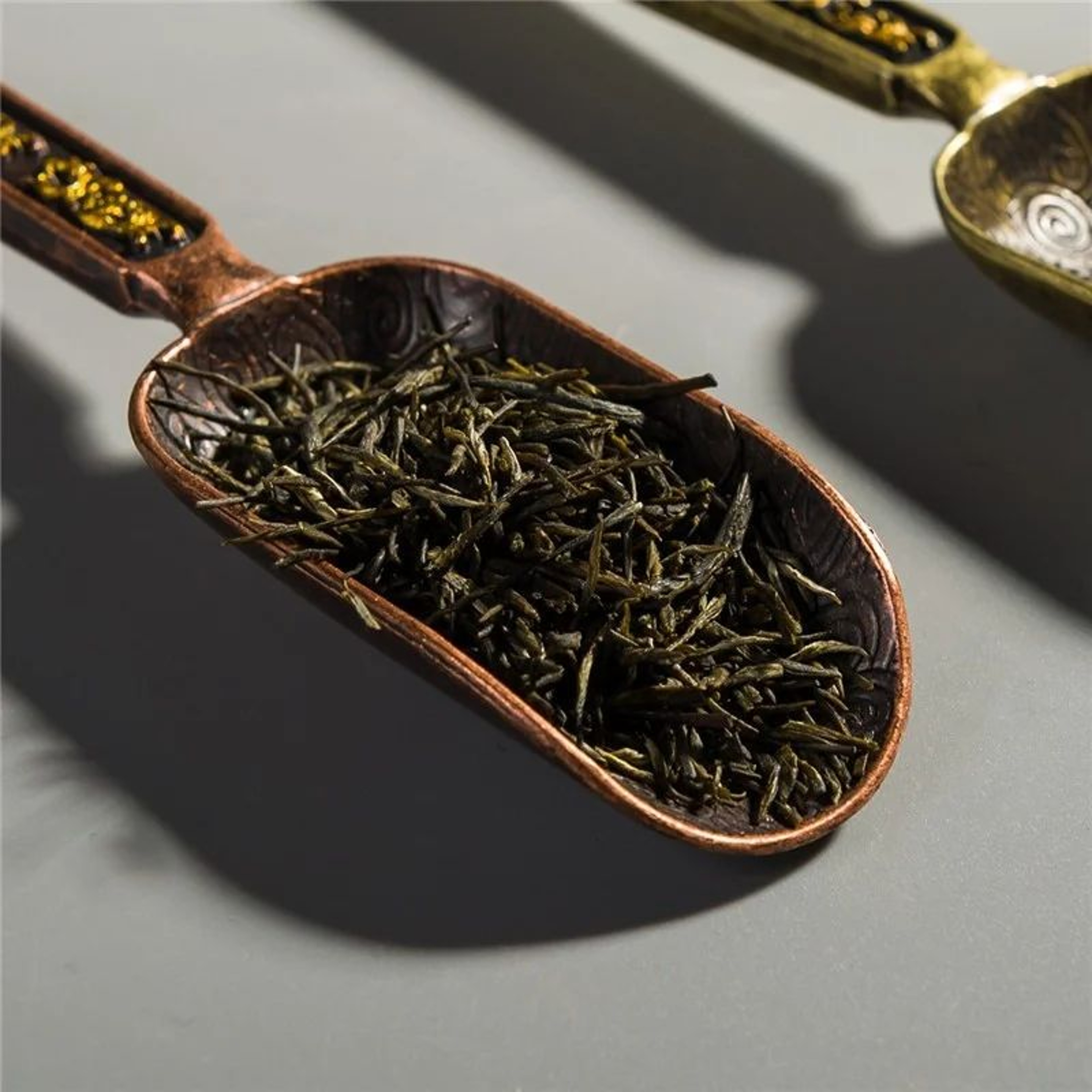 CloudElegance Alloy Tea Spoon  Retro Auspicious Cloud Kung Fu Tea Shovel Tool 1