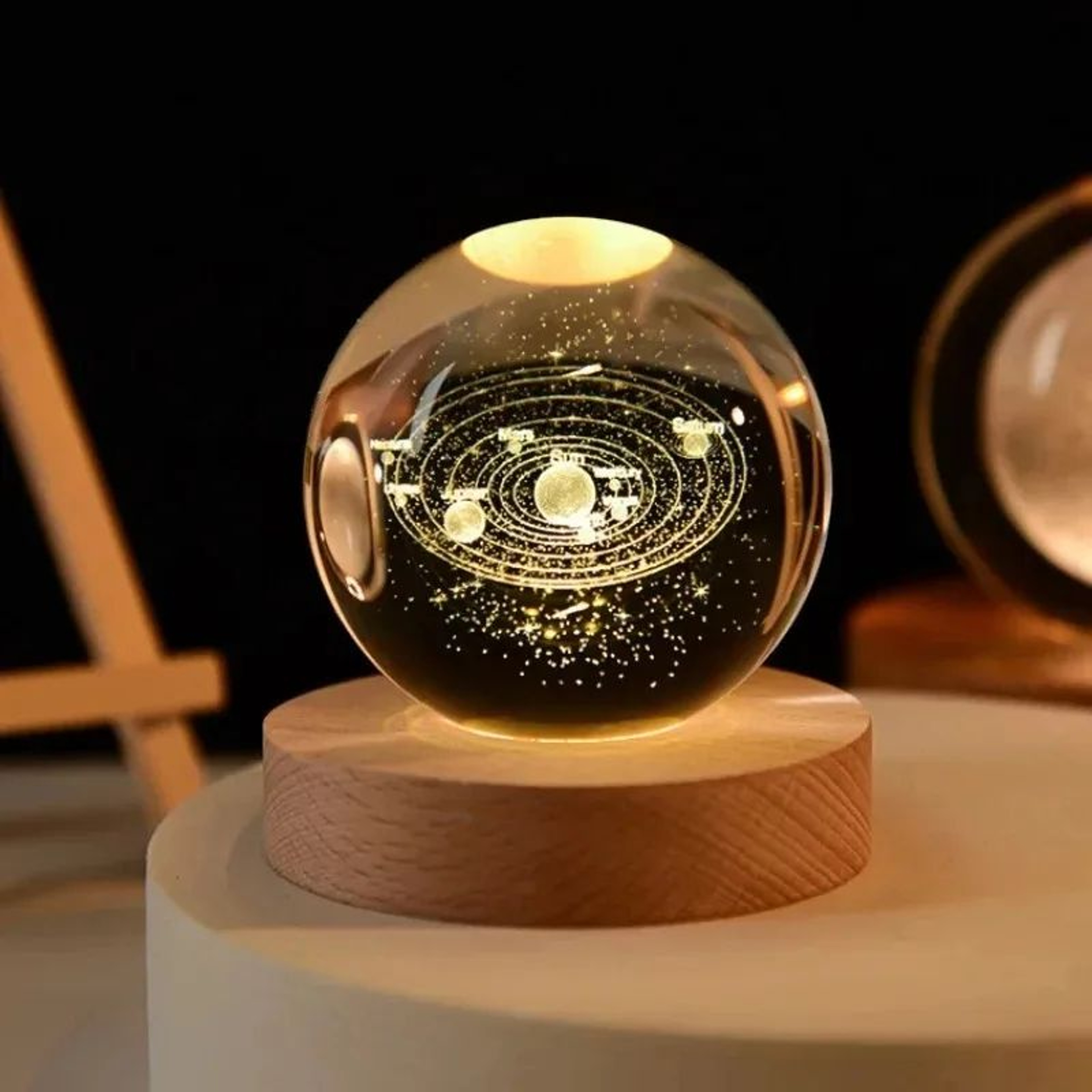 3D Crystal Ball Solar System LED Night Light  Astronaut Moon Planet Glass Globe Decor 2
