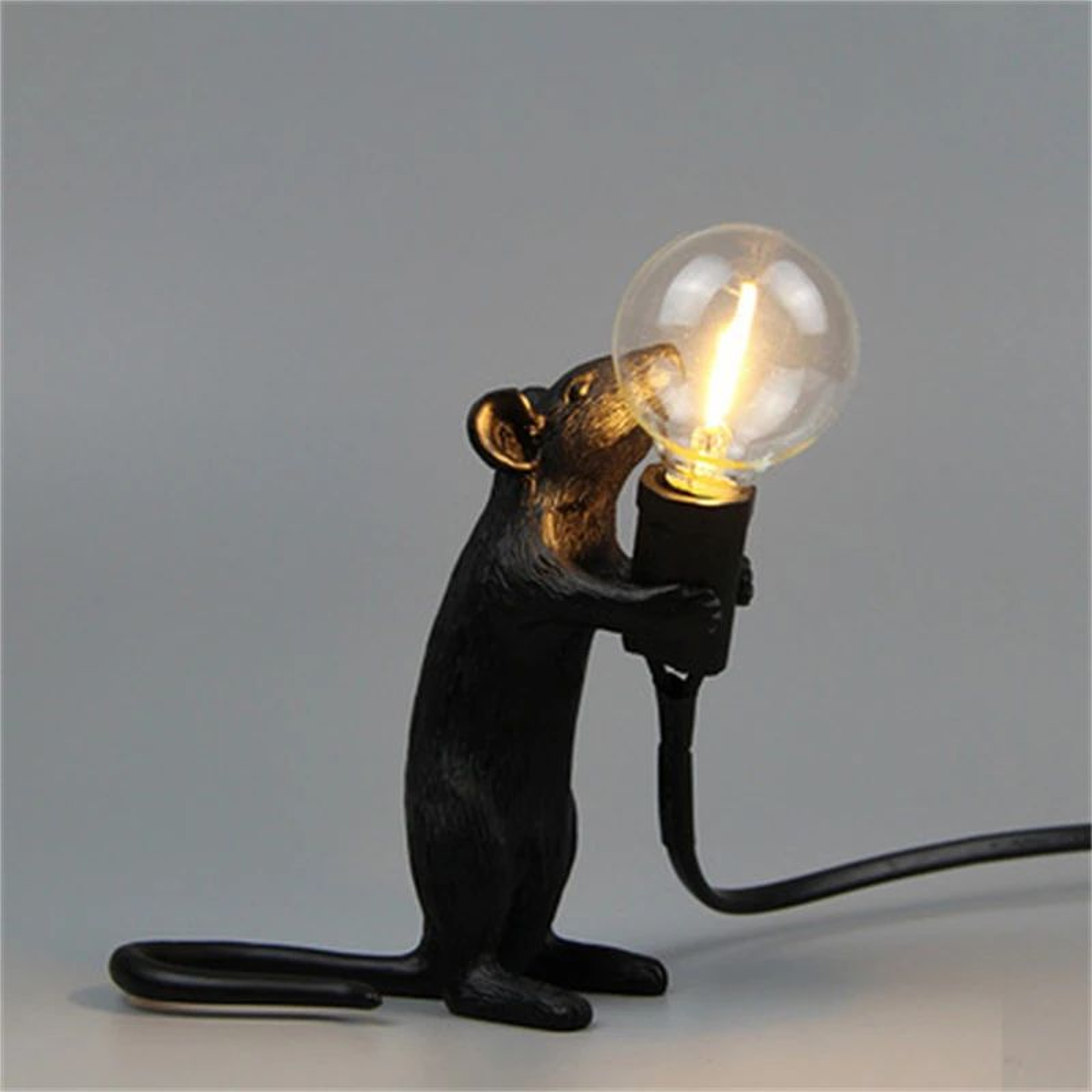 Modern Resin Animal LED Table Lamp  Mouse Cat Squirrel Decorative Desk  Night Light 6