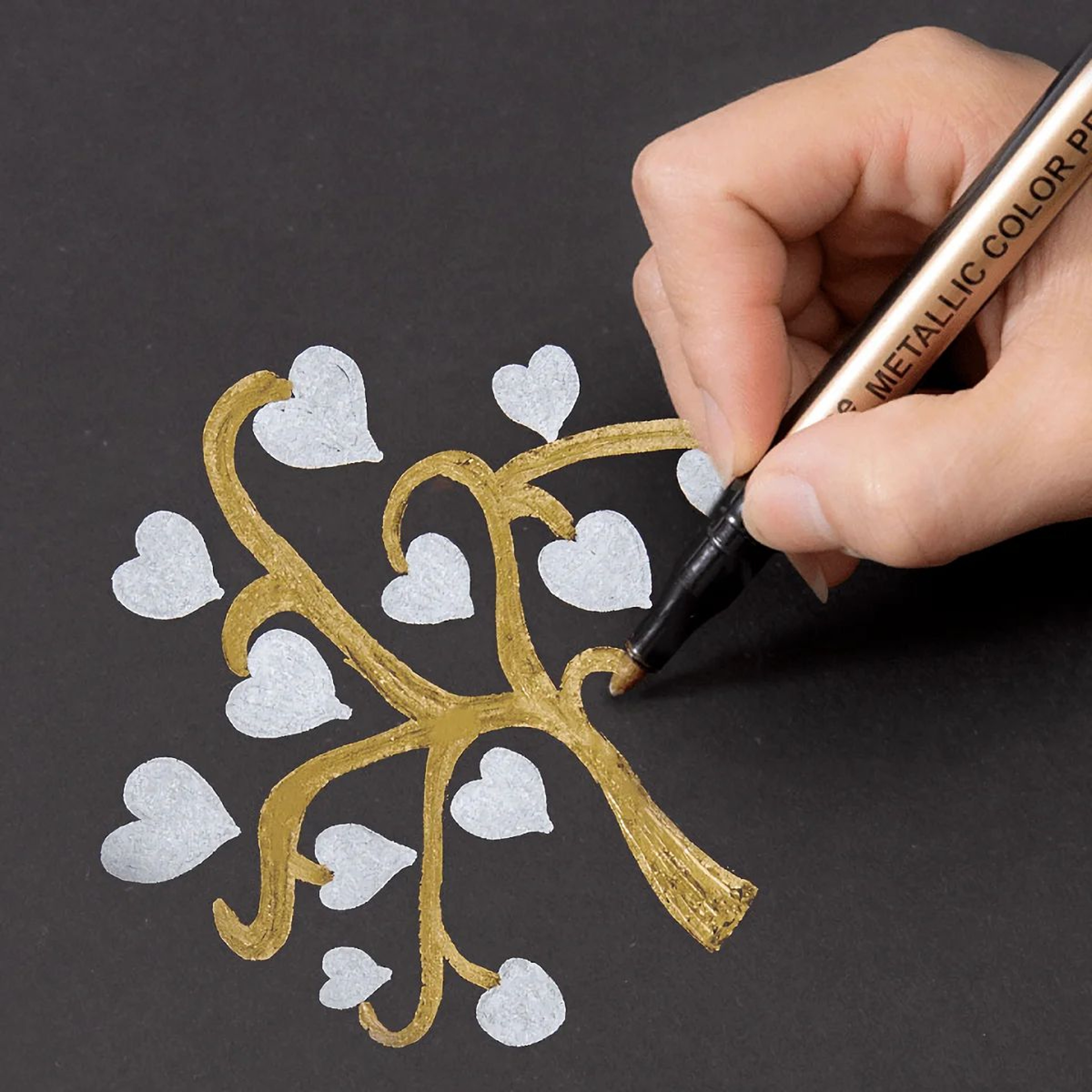 10Piece Metallic Paint Marker Pen Set  Waterproof Fine Tip Markers For Rock Glass  DIY Crafts 2