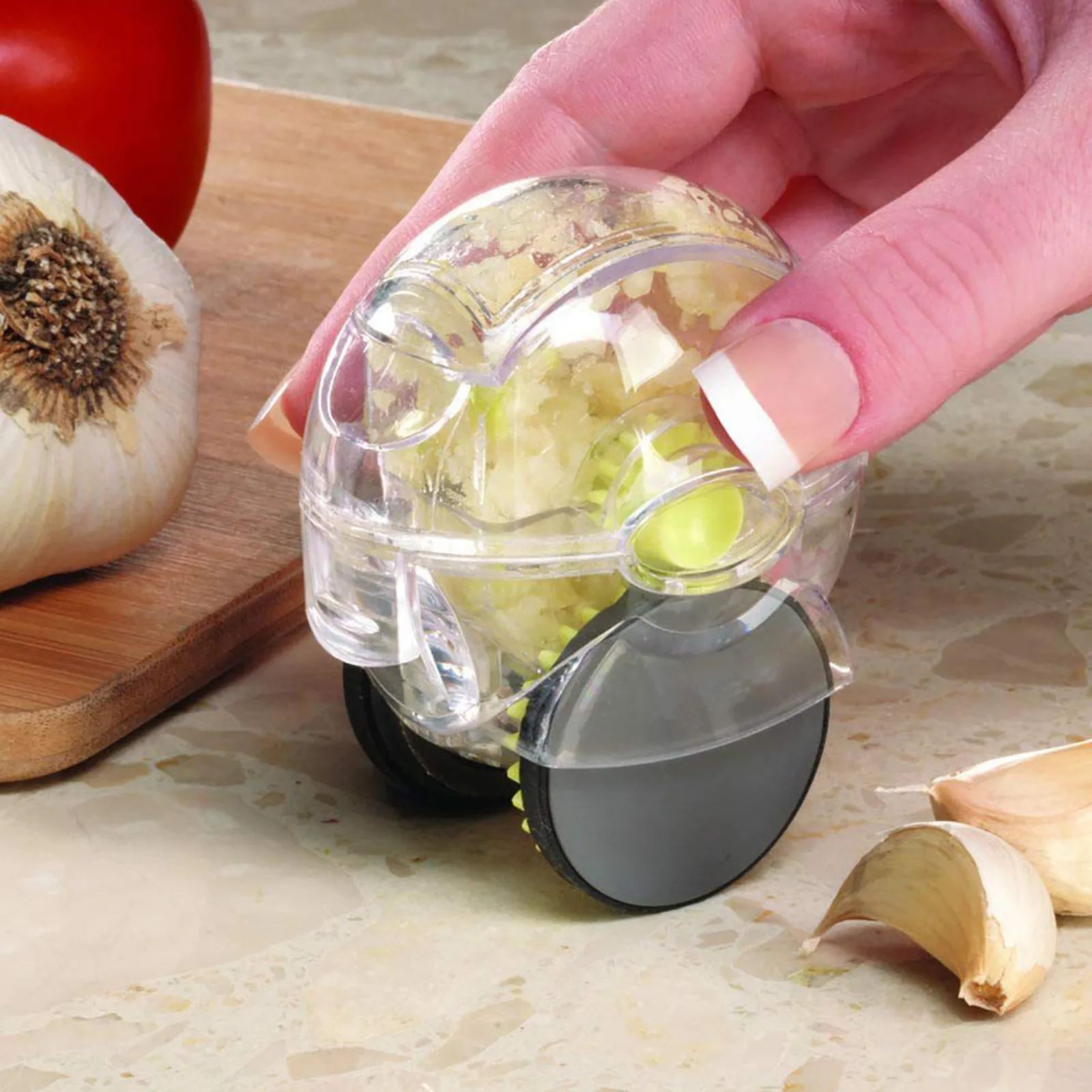 Effortless Rolling Garlic Crusher  Ginger Mincer Tool  Manual Garlic Chopper Kitchen Gadget 0