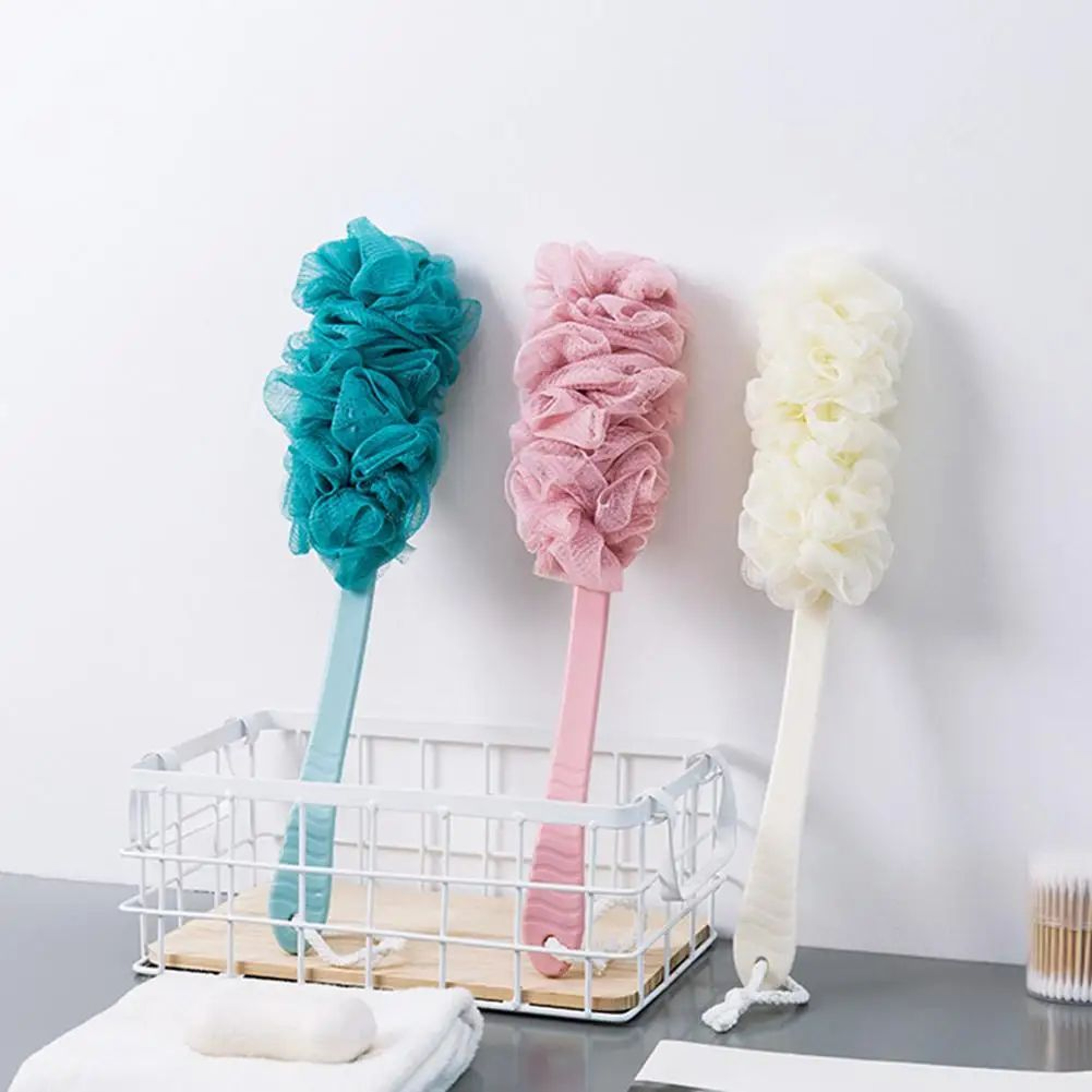 Long Handle Mesh Loofah Bath Brush  Shower Body Scrubber With Soft Bubble Exfoliating Cleaner 2