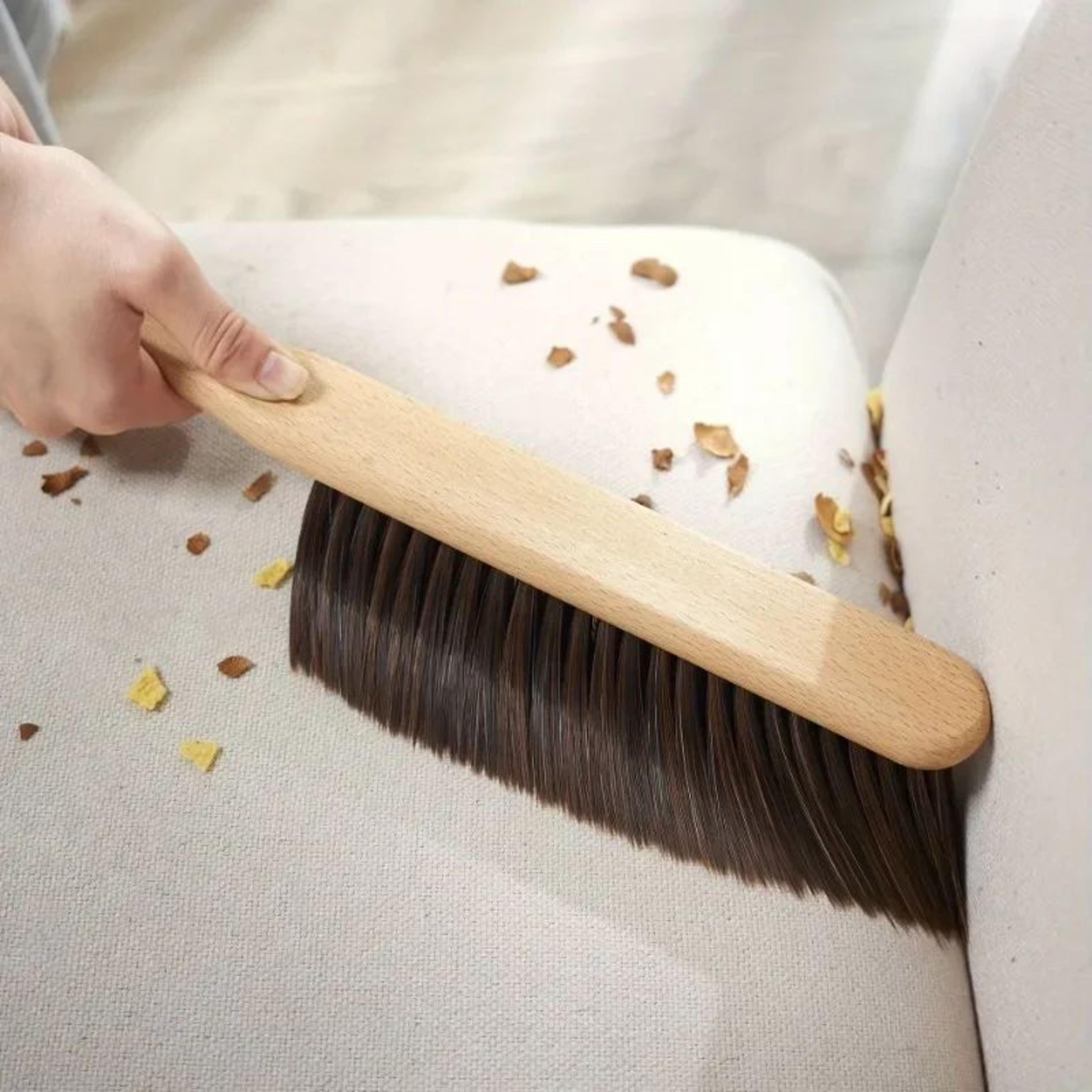 Natural Wood Coffee Cleaning Brush  AntiStatic Barista Grinder  Desktop Dusting Brush With Soft Bri 3