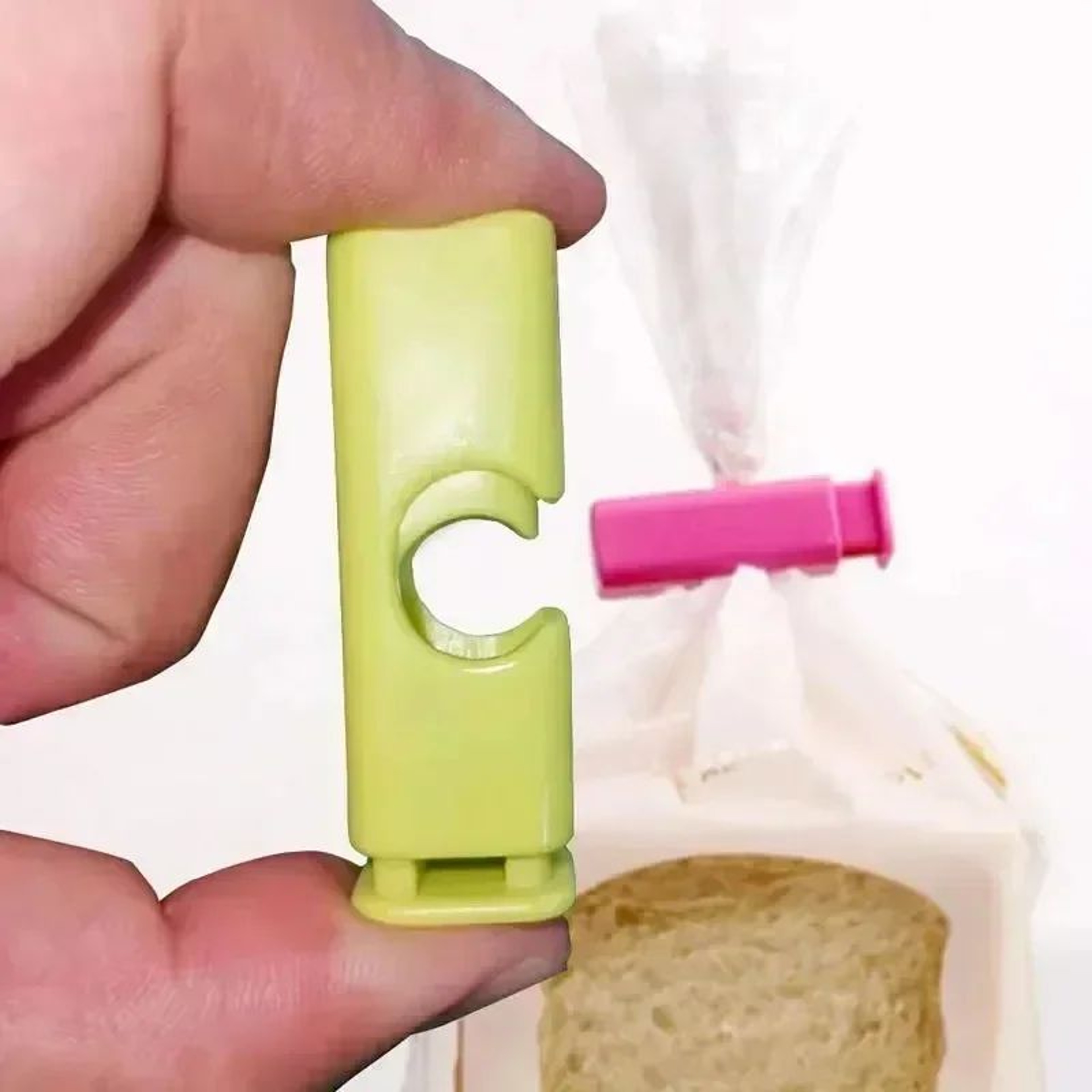 12pcs Reusable Food Bag Sealing Clips  Plastic Snack Bag Sealers For Fresh Storage 0