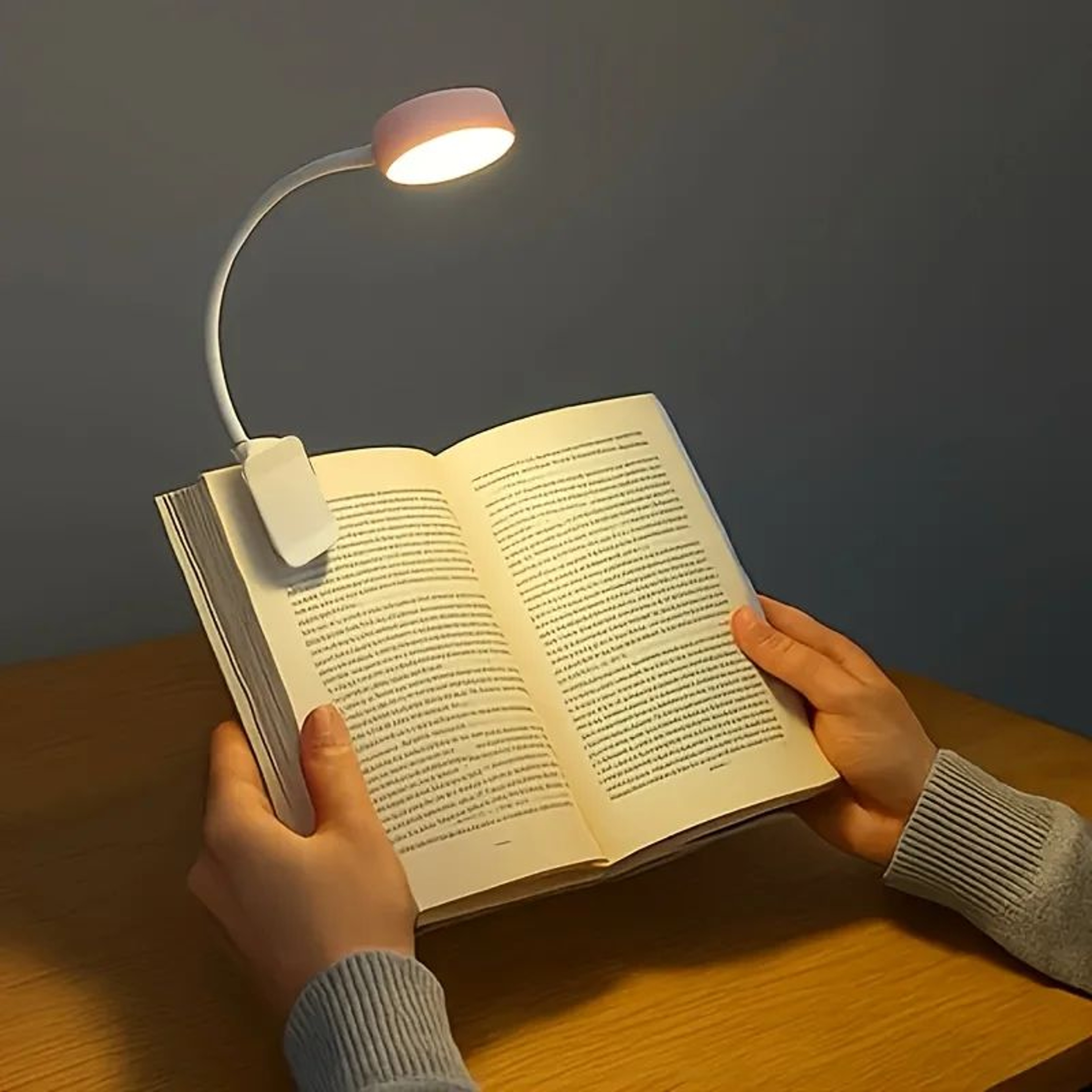 Portable LED ClipOn Reading Light  3 Color Modes Adjustable Brightness Book Light Battery Powered 0