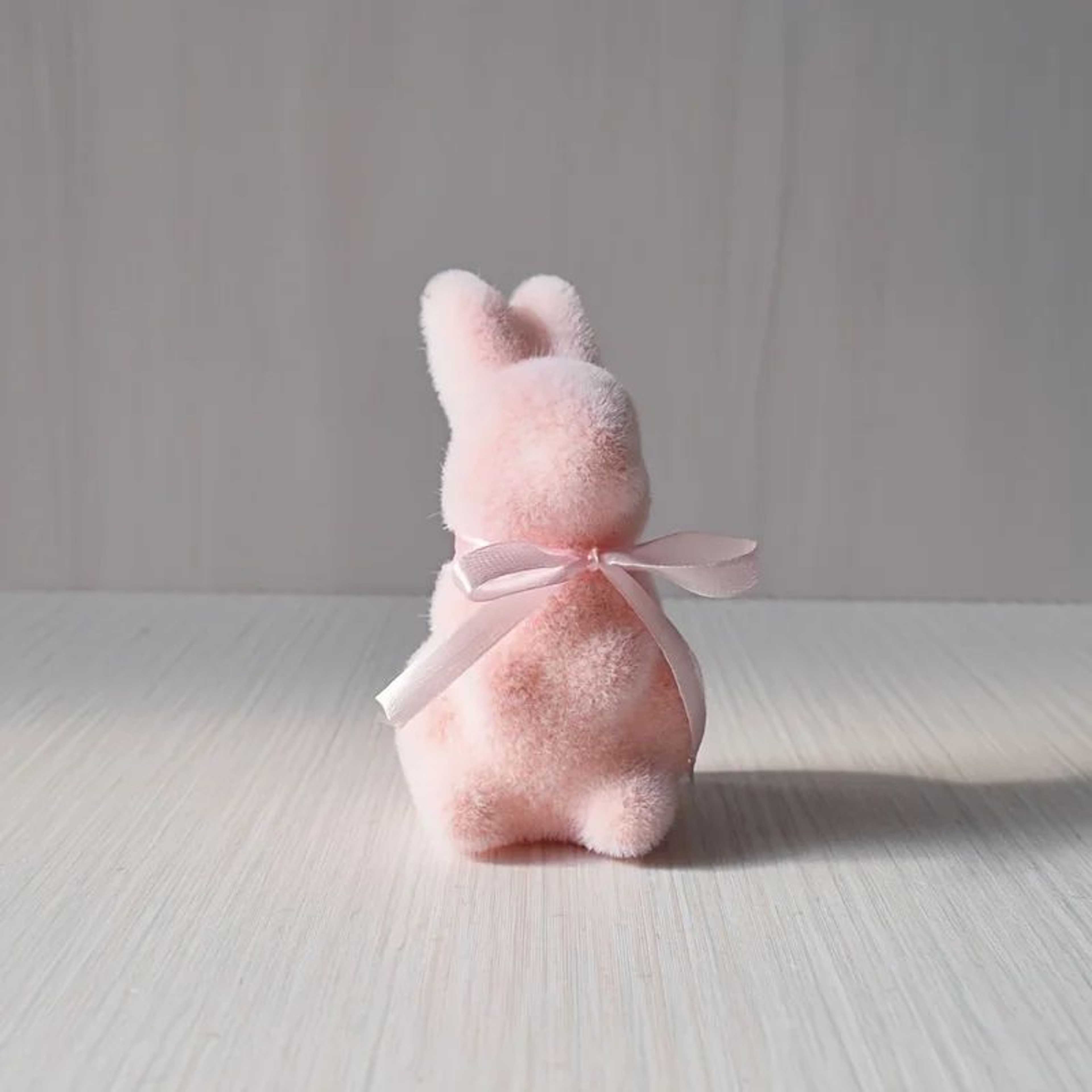 Easter Bunny Decorative Figurines  Flocked Foam Rabbit Ornaments With Bow For Home  Party Decor 4