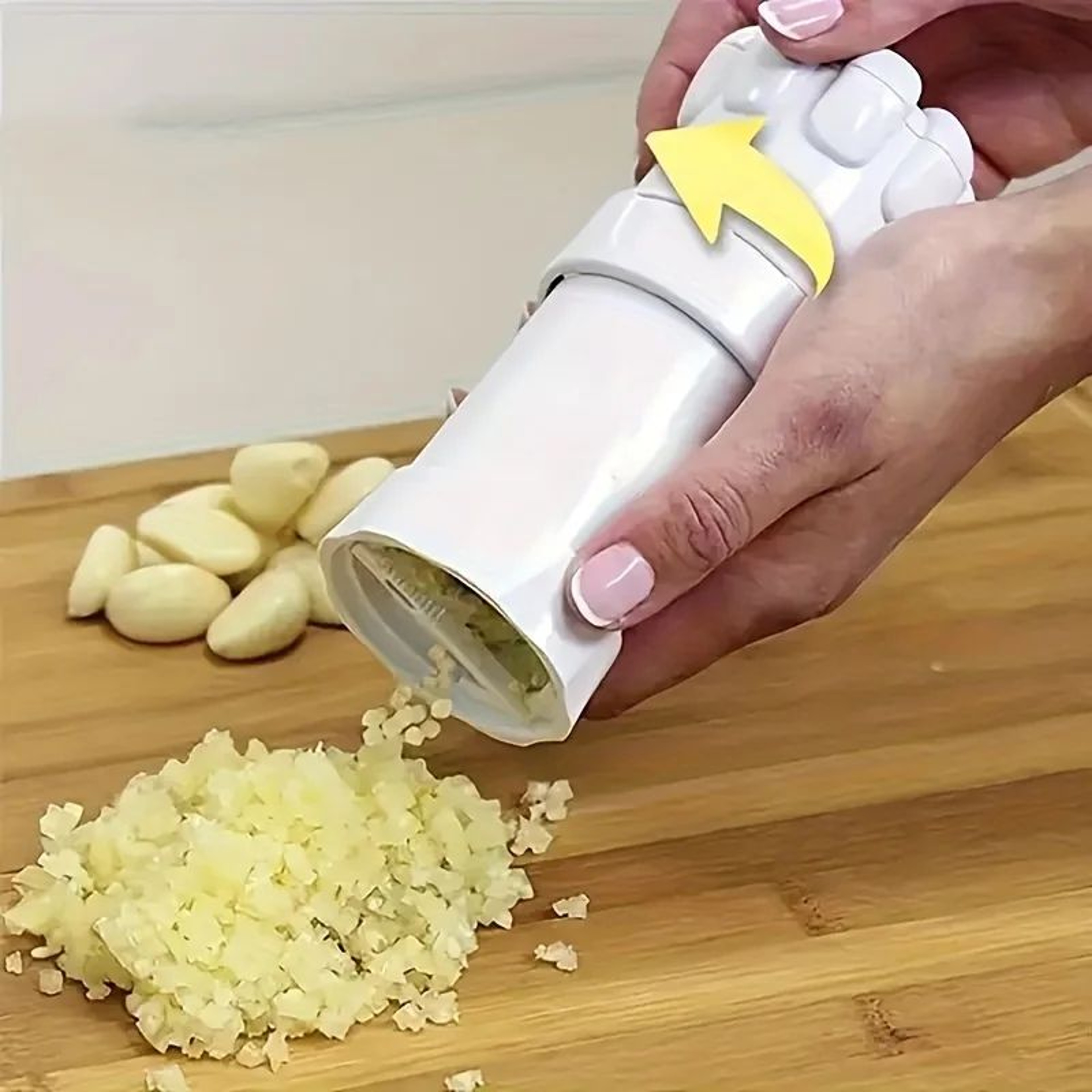 Manual Garlic Press  Multifunction Garlic Cutter Garlic Crusher Garlic Mincer  Peeler Kitchen Tool 0