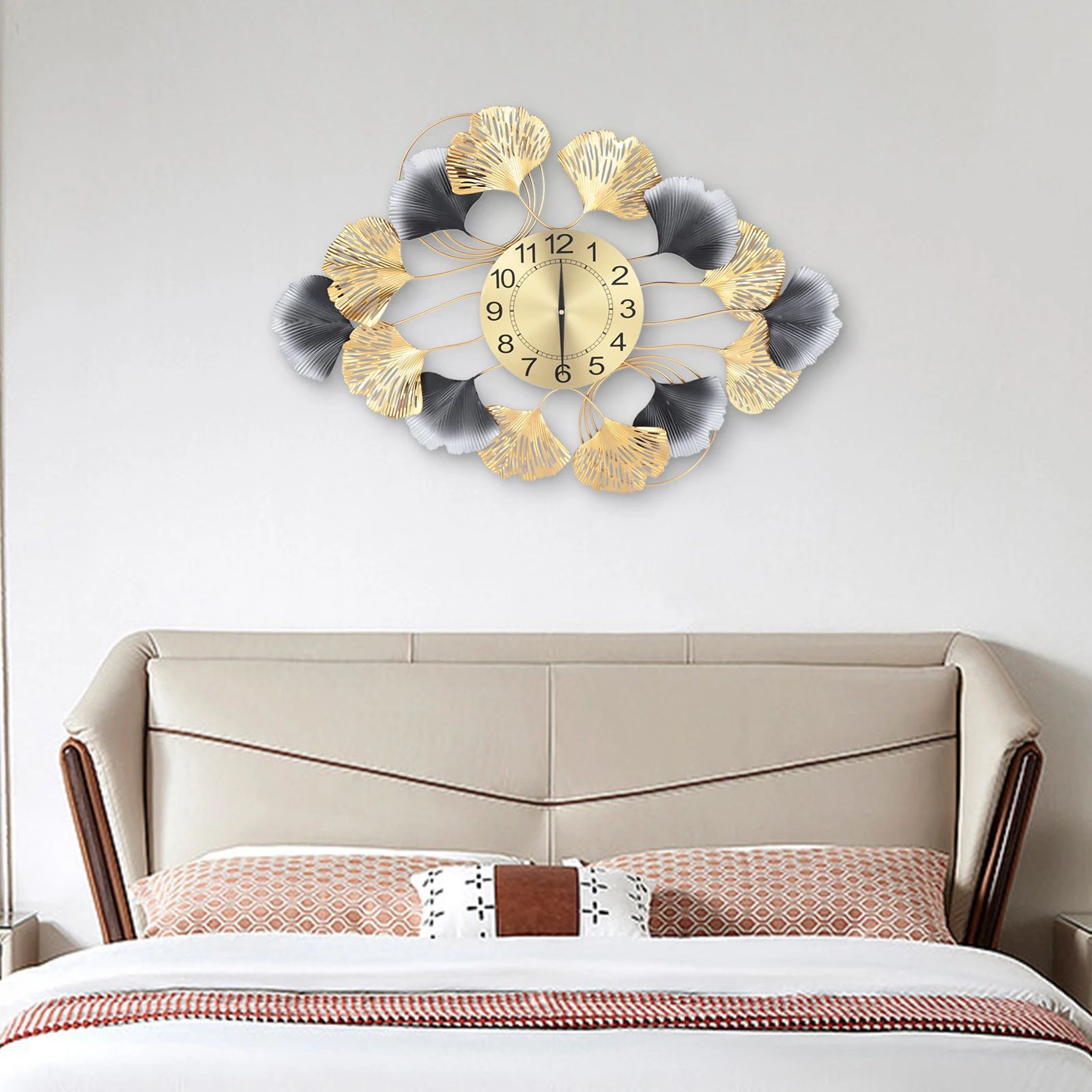 Modern Luxury Gold Wall Clock  Large Decorative Metal Wall Art Clock For Living Room Decor 5