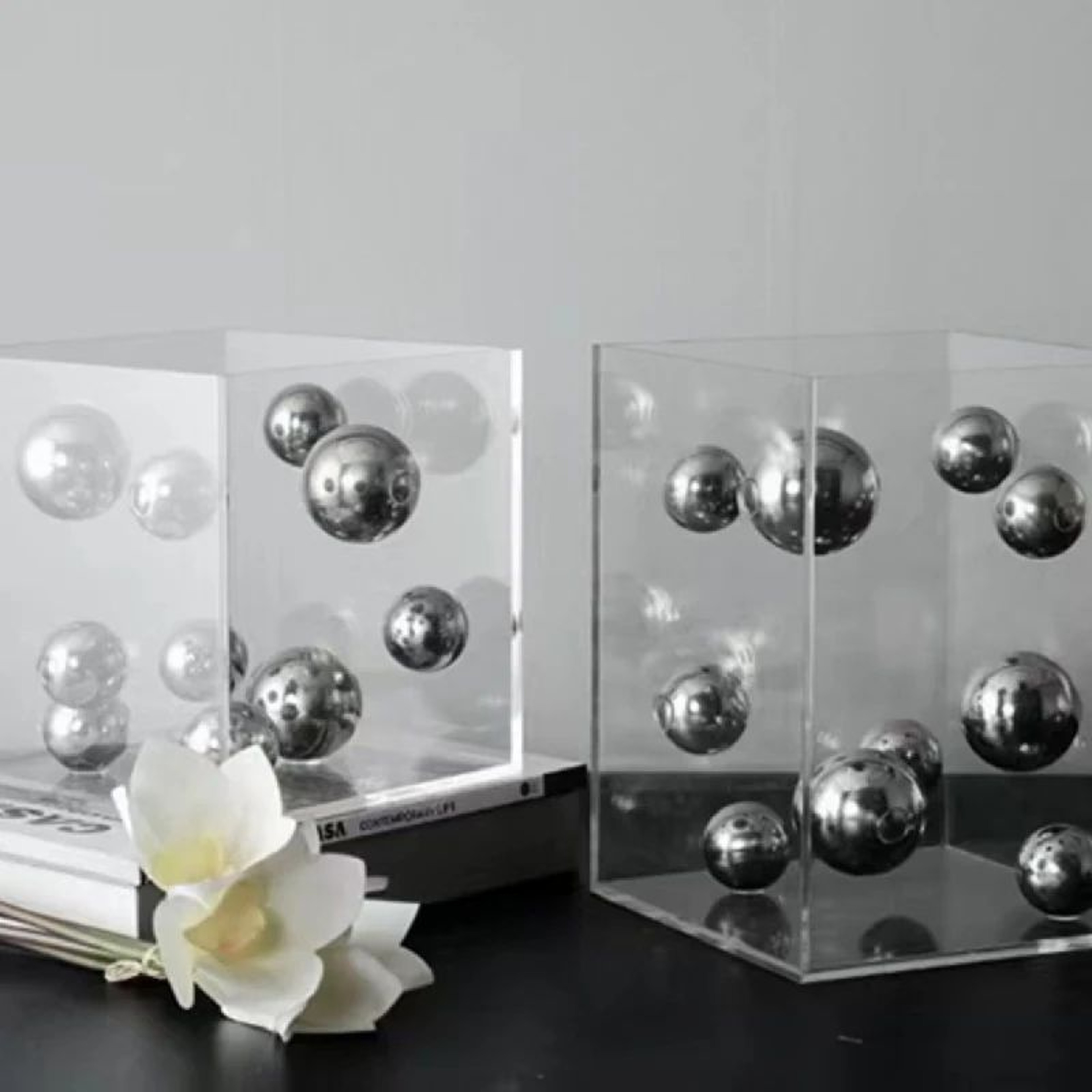 Modern Clear Acrylic Cube Display Box  Square Transparent Cover For Home Decor  Collectibles 3
