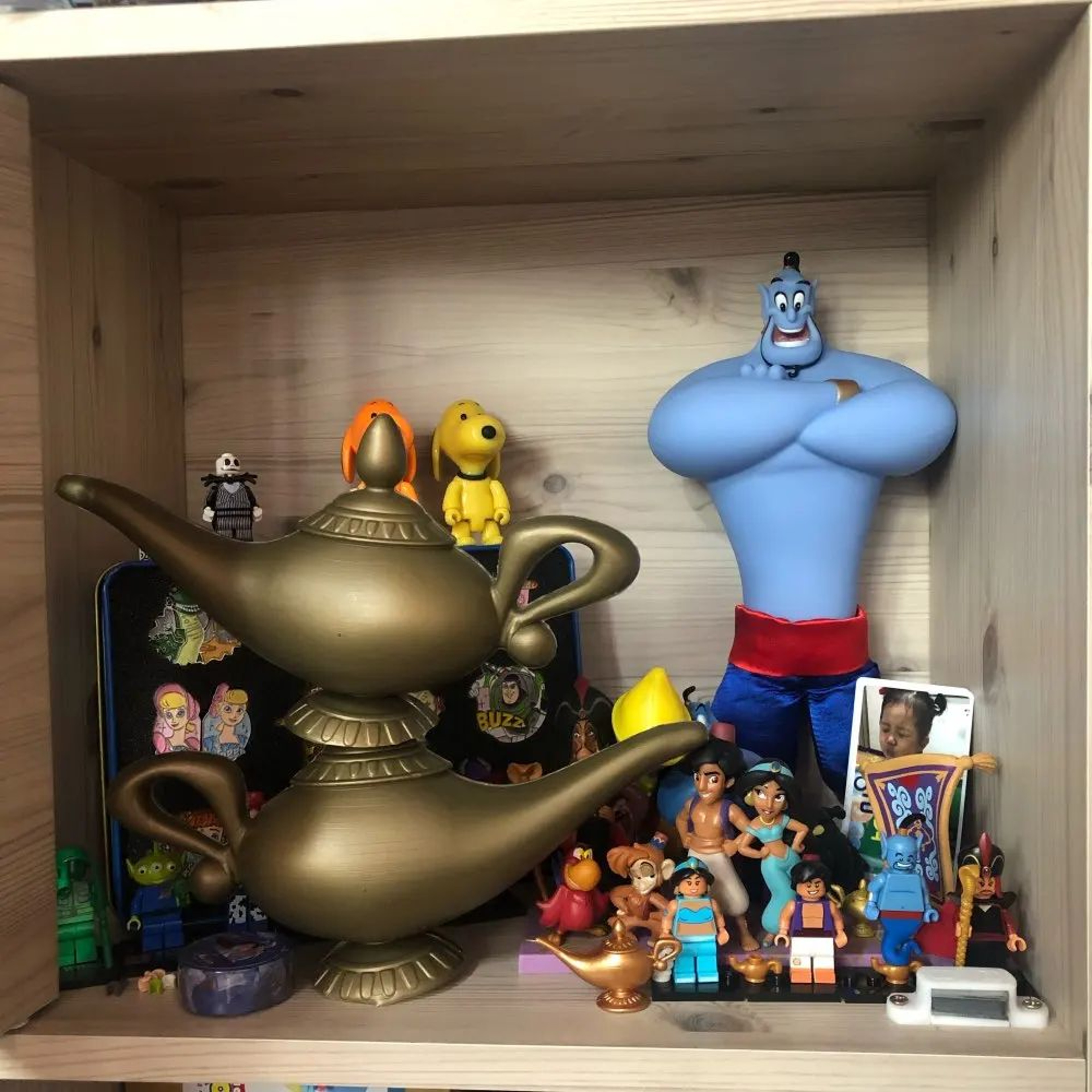 Magic Genie Aladdin Lamp Prop  Vintage Style Decorative Lamp For Cosplay  Party Decor 0