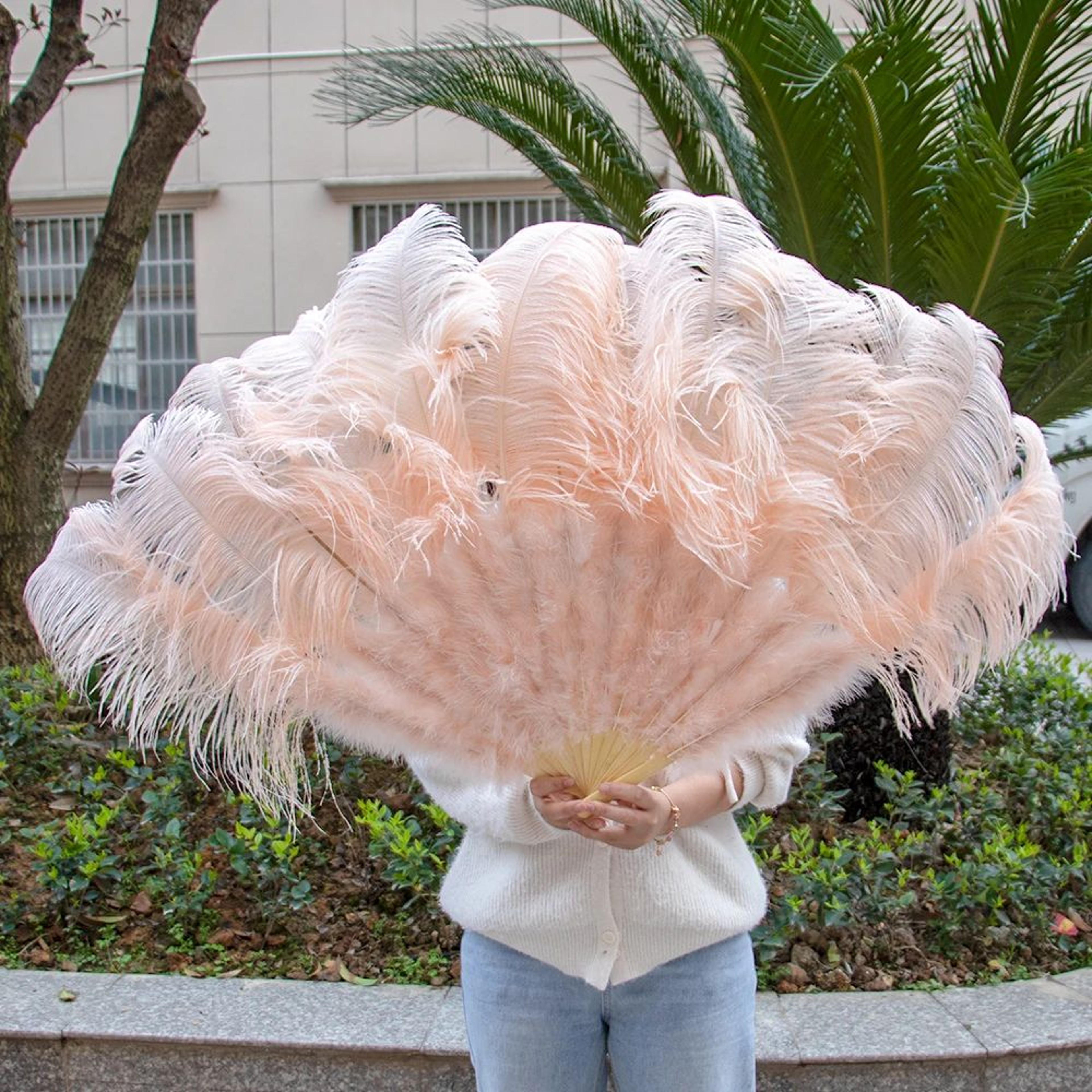 Luxury Ostrich Feather Fan  Large  Folding Dance Fan For Stage Carnival  Performance 16