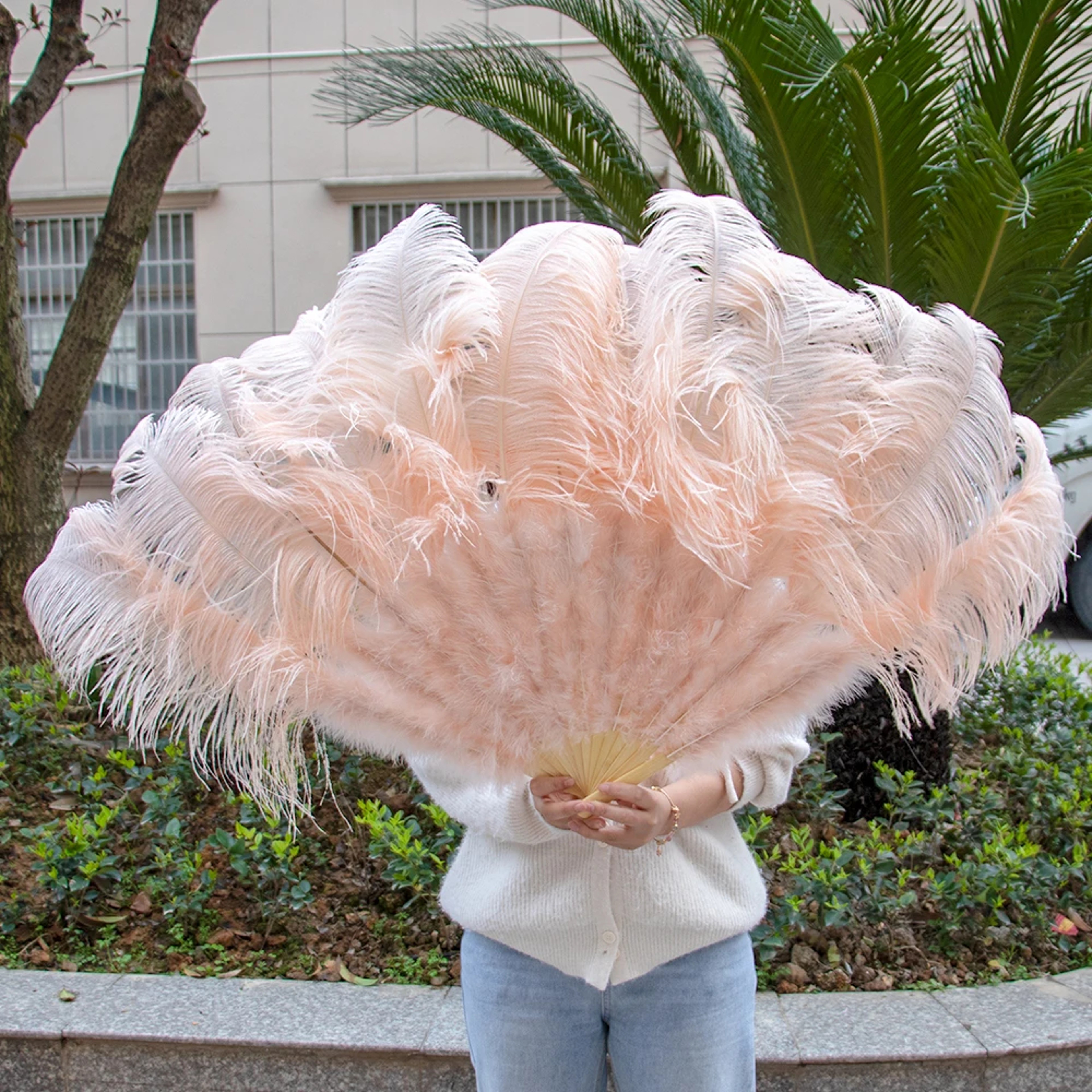 Luxury Ostrich Feather Fan  Large  Folding Dance Fan For Stage Carnival  Performance 18