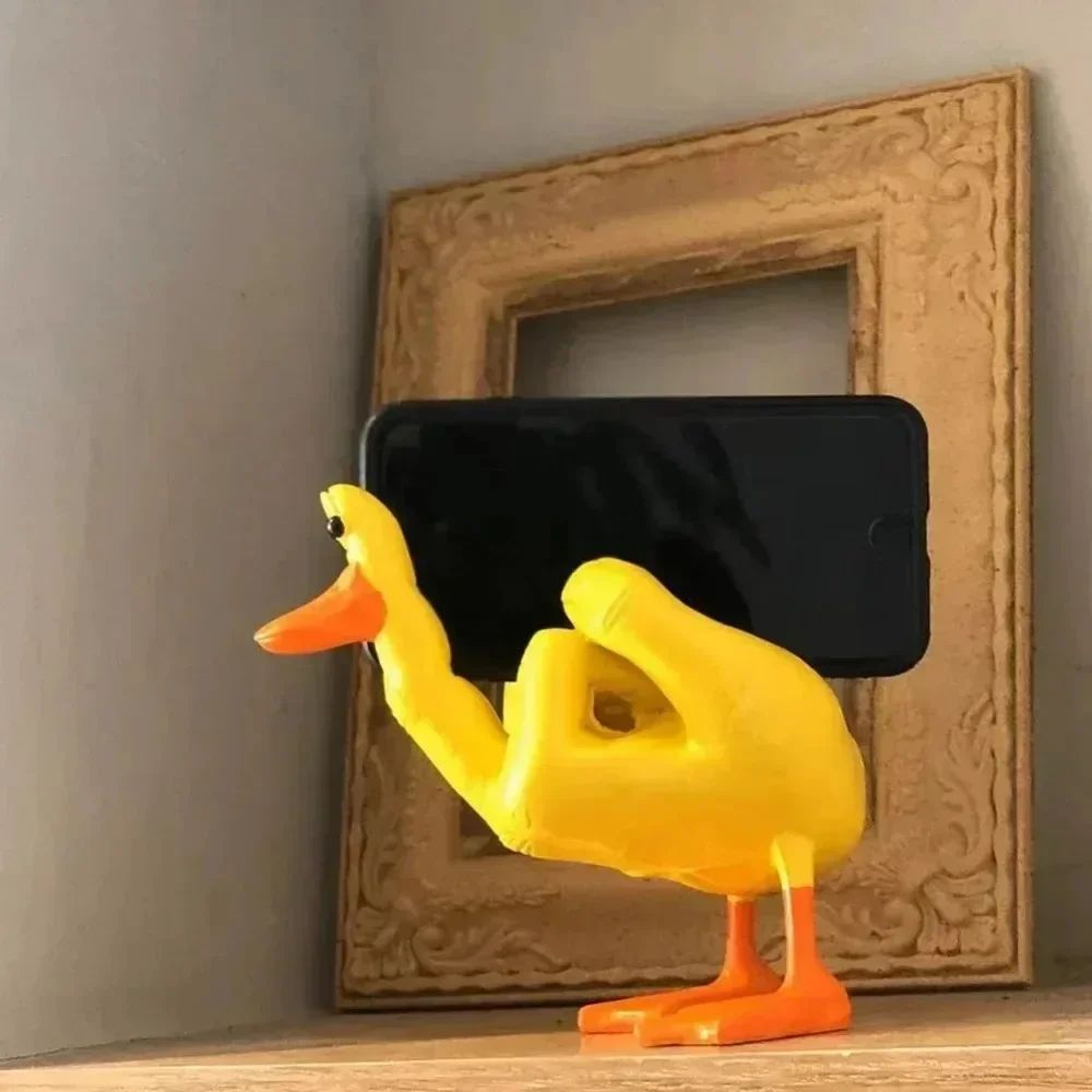 Funny Middle Finger Duck Statue  Cute Resin Duck Figurine Desk Decor With Storage Accent 2