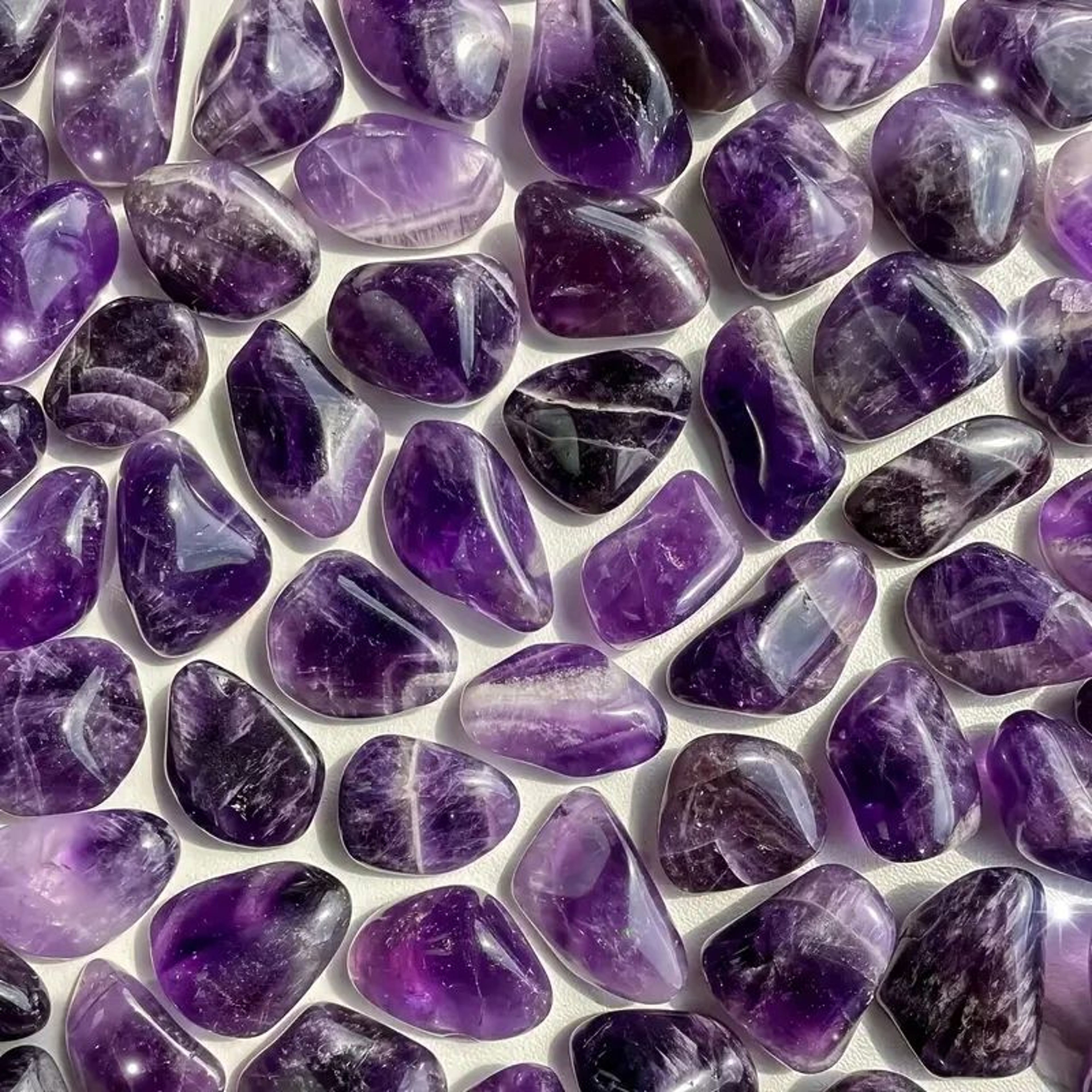 353oz Natural Amethyst Crystal Stones  Polished Healing Gemstones For Reiki Decor  Energy Balance 4