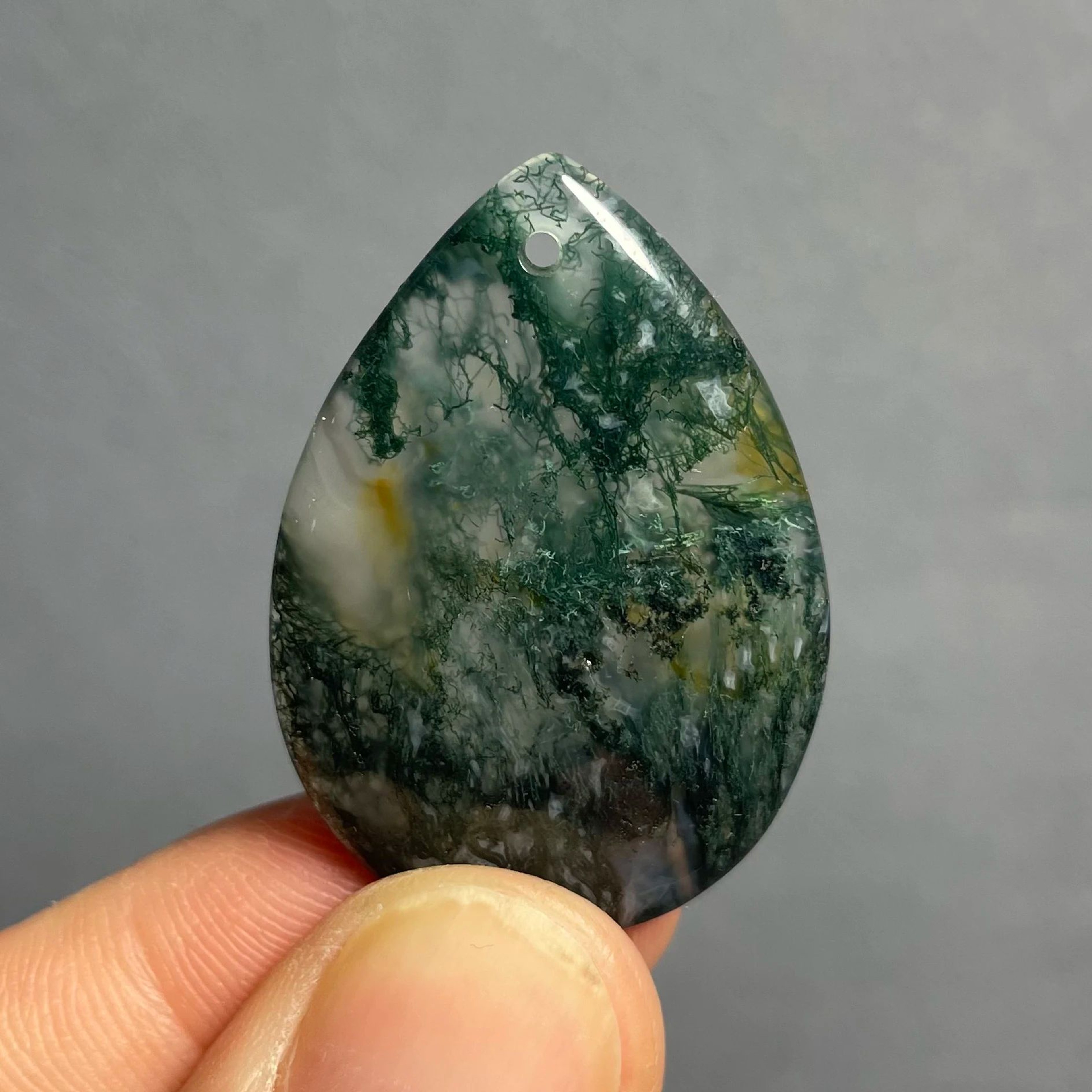 Natural Agate Crystal Pendant  Polished Quartz Healing Stone For Feng Shui Jewelry  Home Decor 2