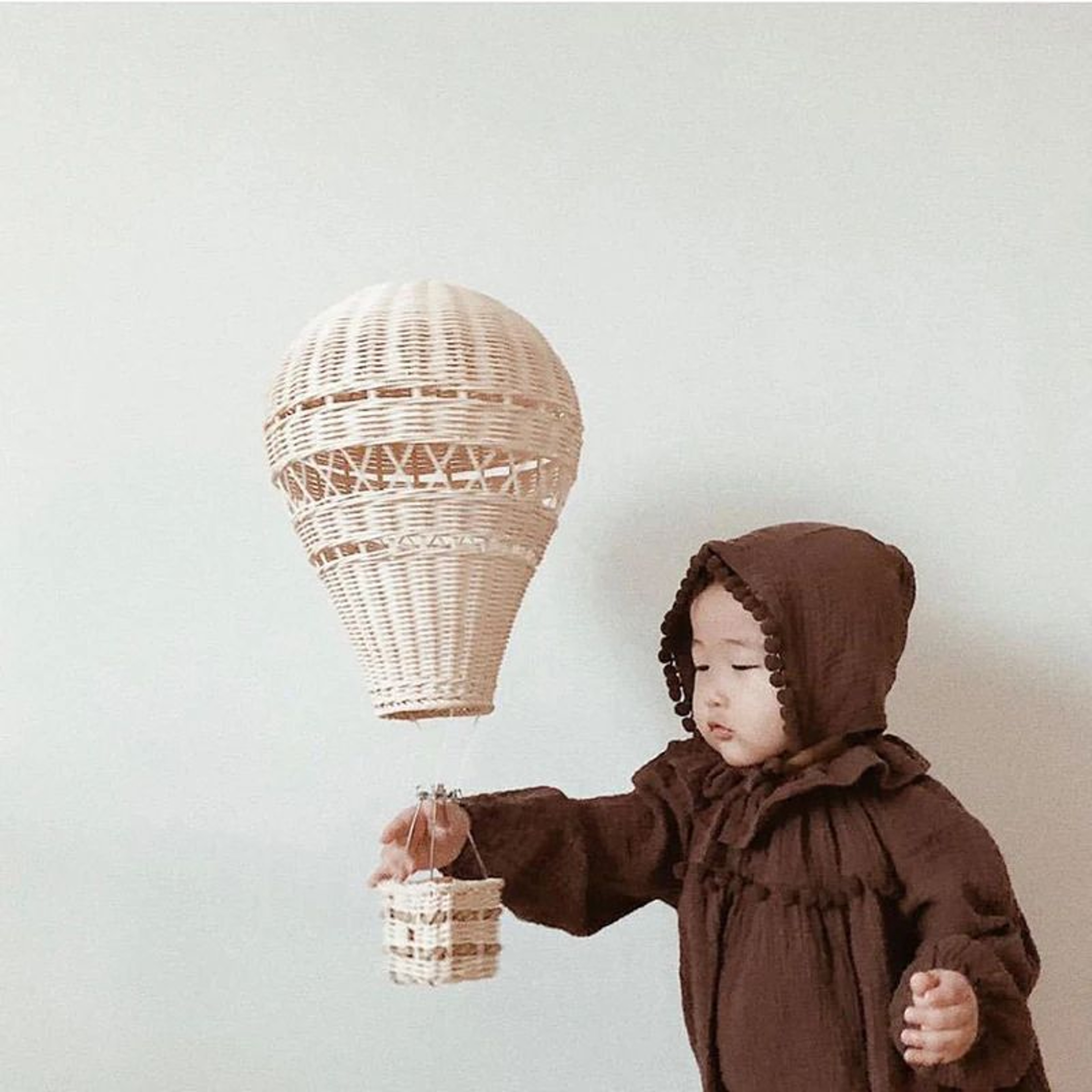 Handwoven Rattan Hot Air Balloon Hanging Decor  Kawaii Nursery Wall Ornament  Photo Prop 0