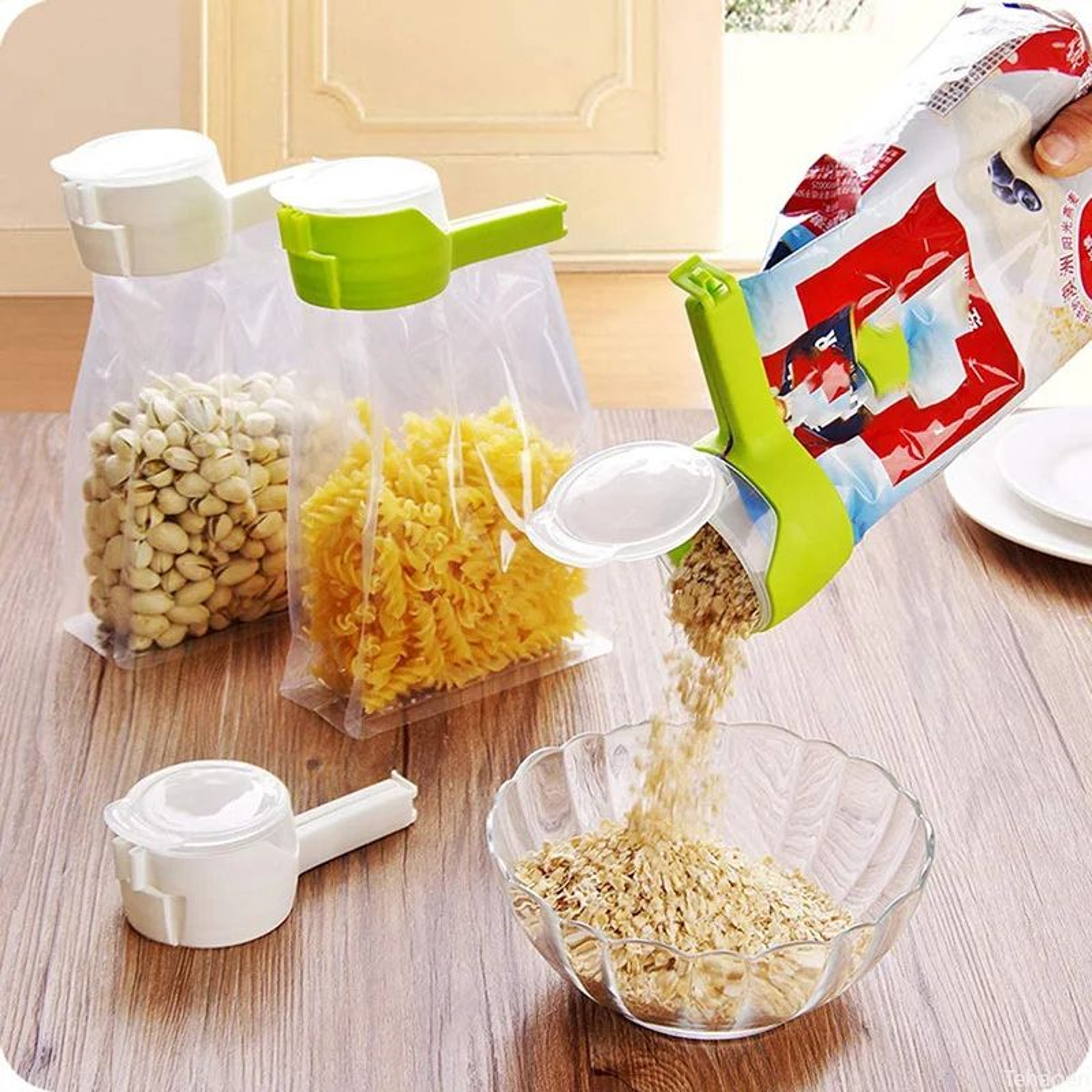 Reusable Snack Bag Sealing Clip With Pour Spout  Fresh Keeping Food Storage Clamp For Kitchen  Trav 1