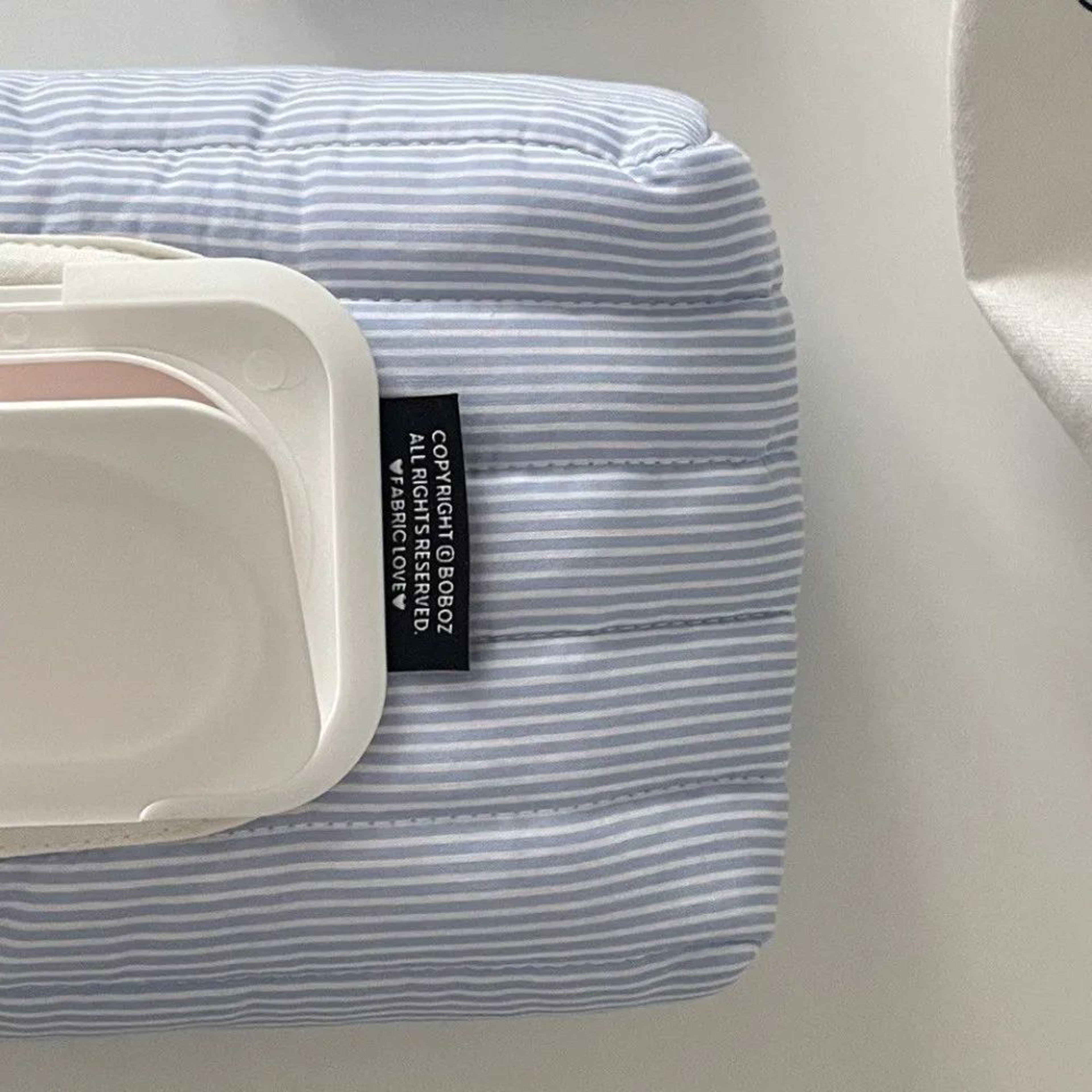 Striped Quilted Wet Wipe Pouch Portable Tissue Case  Multipurpose PullOut Wet Tissue Organizer Bag 6