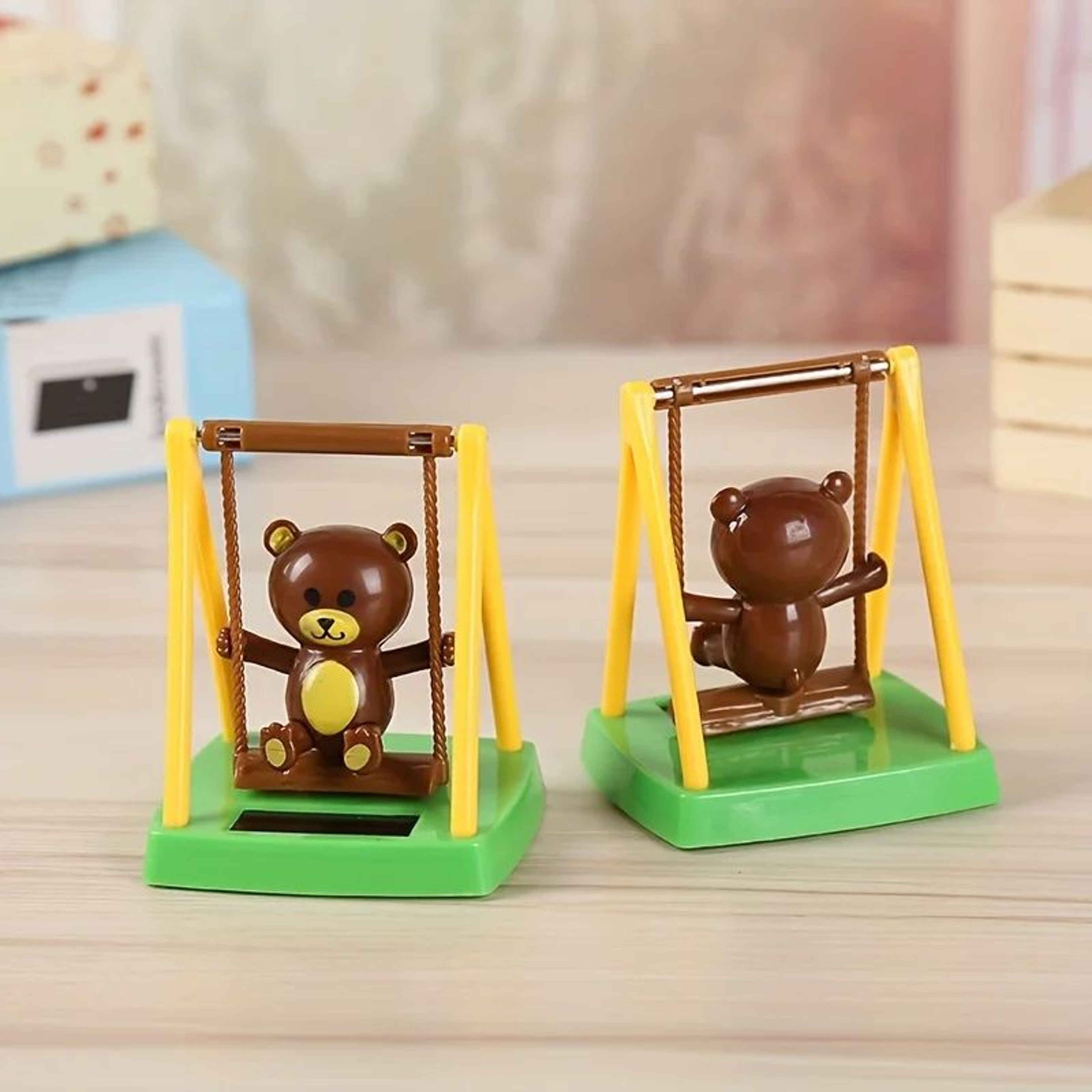 Solar Powered Shaking Head Cartoon Car Dashboard Figurine  Cute Bobblehead Interior Decoration Toy 2