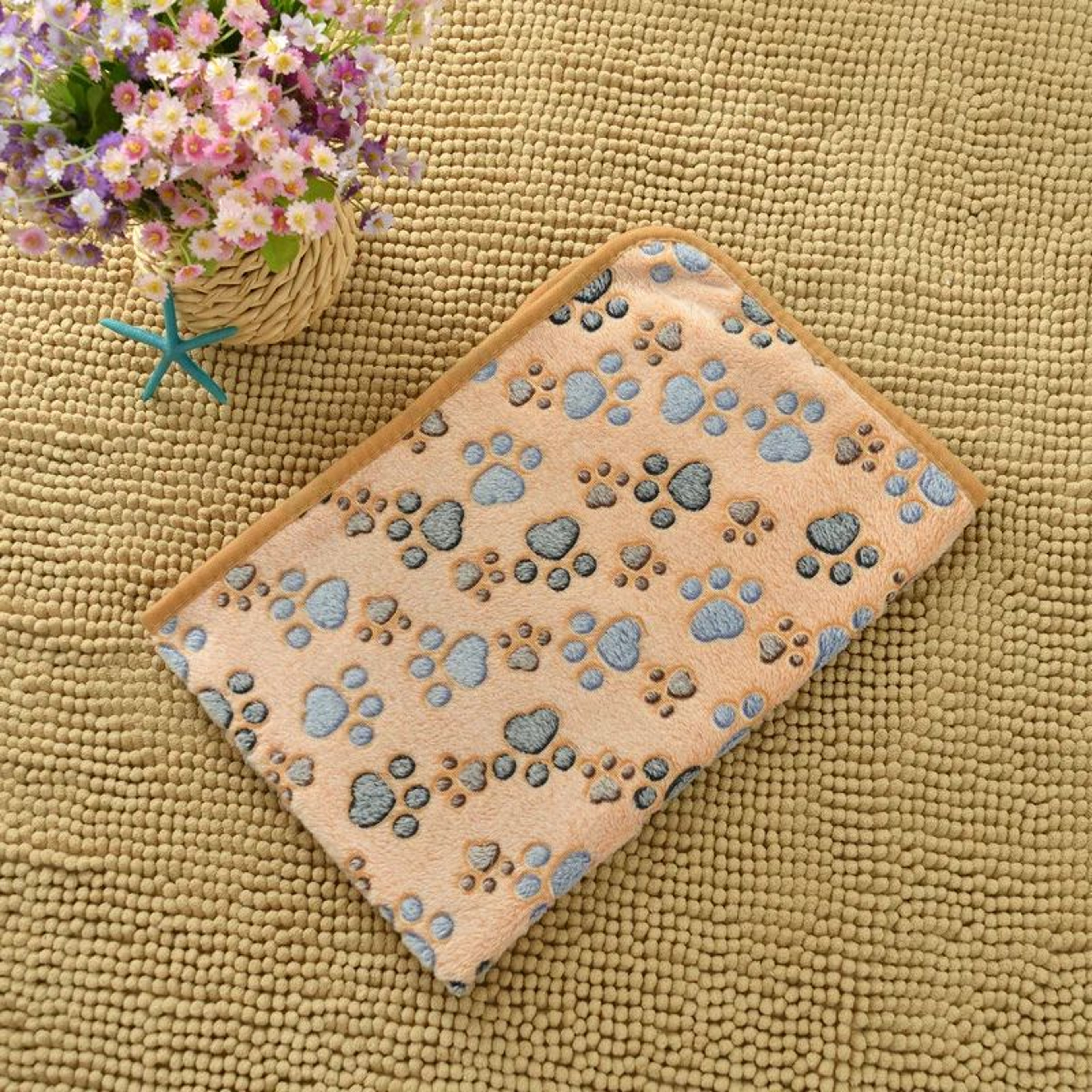Flannel Pet Blanket With Paw Print Design  Soft Warm Sleeping Mat For Dogs Cats Puppies  Kittens 6