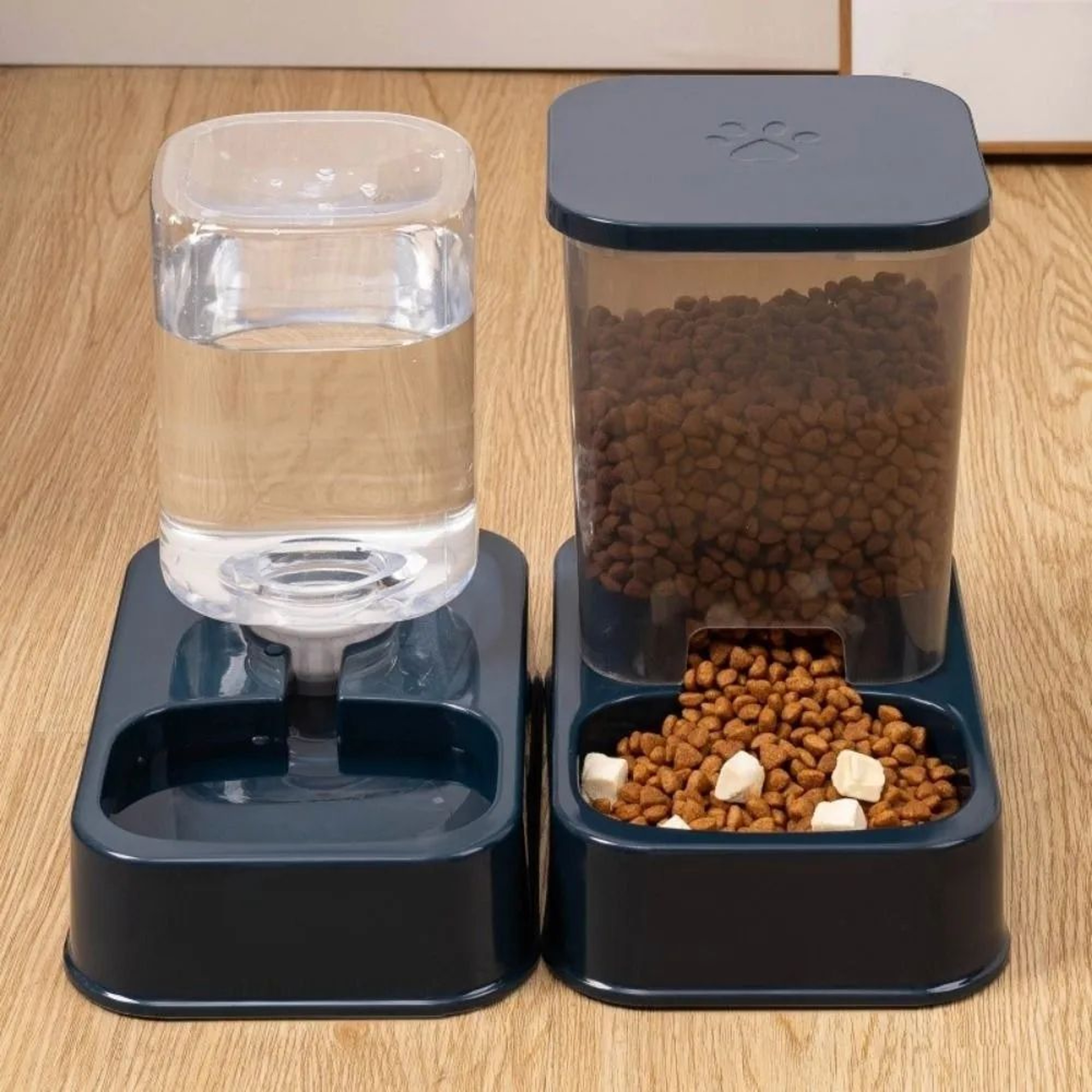 Automatic Pet Food  Water Dispenser Set  Large Capacity Gravity Feeder For Cats And Dogs 4