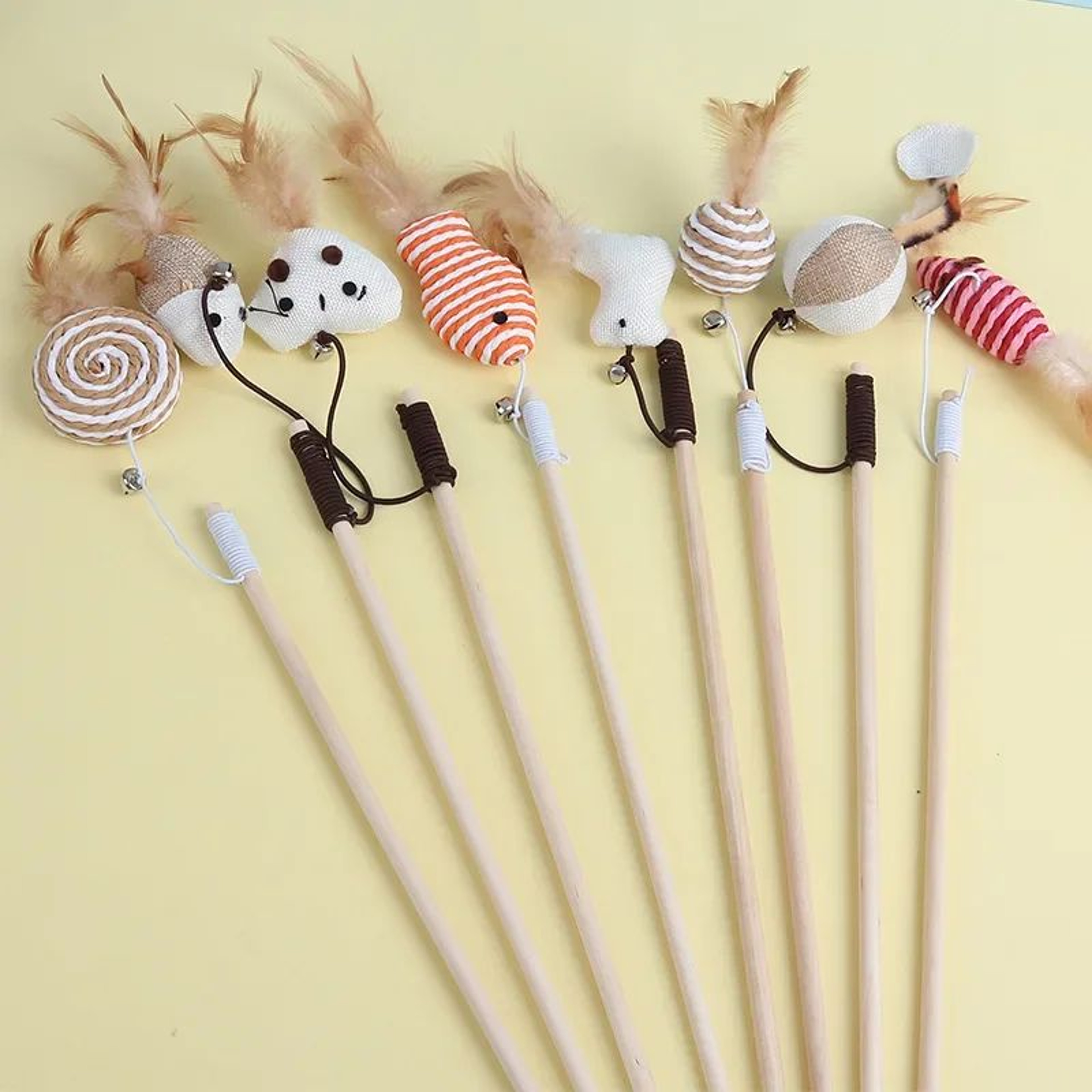Wooden Mouse Cat Teaser Wand  Interactive Feather Bell Cat Toy With Elastic Rope 2