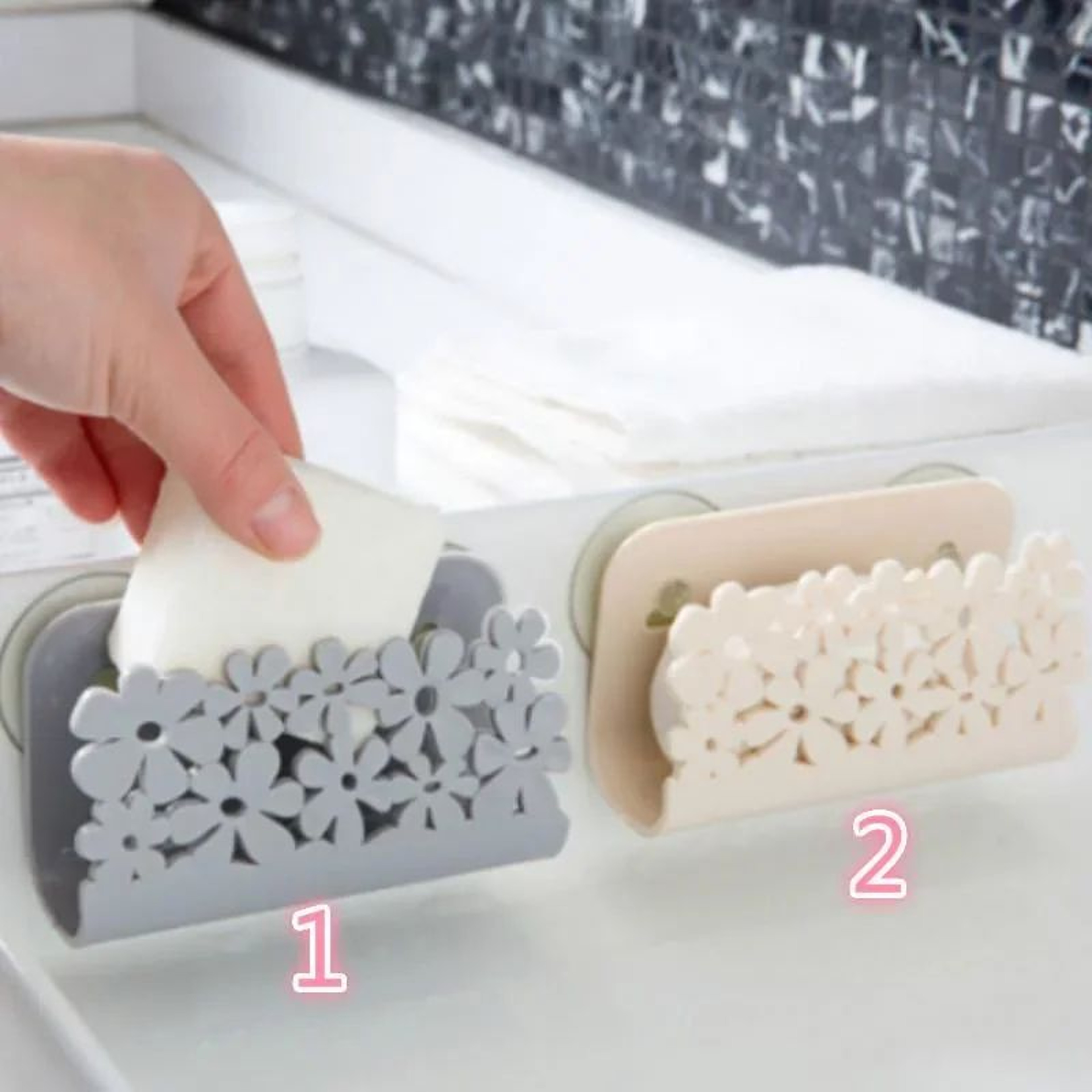 45 In Suction Cup Dish Cloth  Sponge Holder  Wall Mounted Kitchen Rag Storage Rack Plastic Organize 1