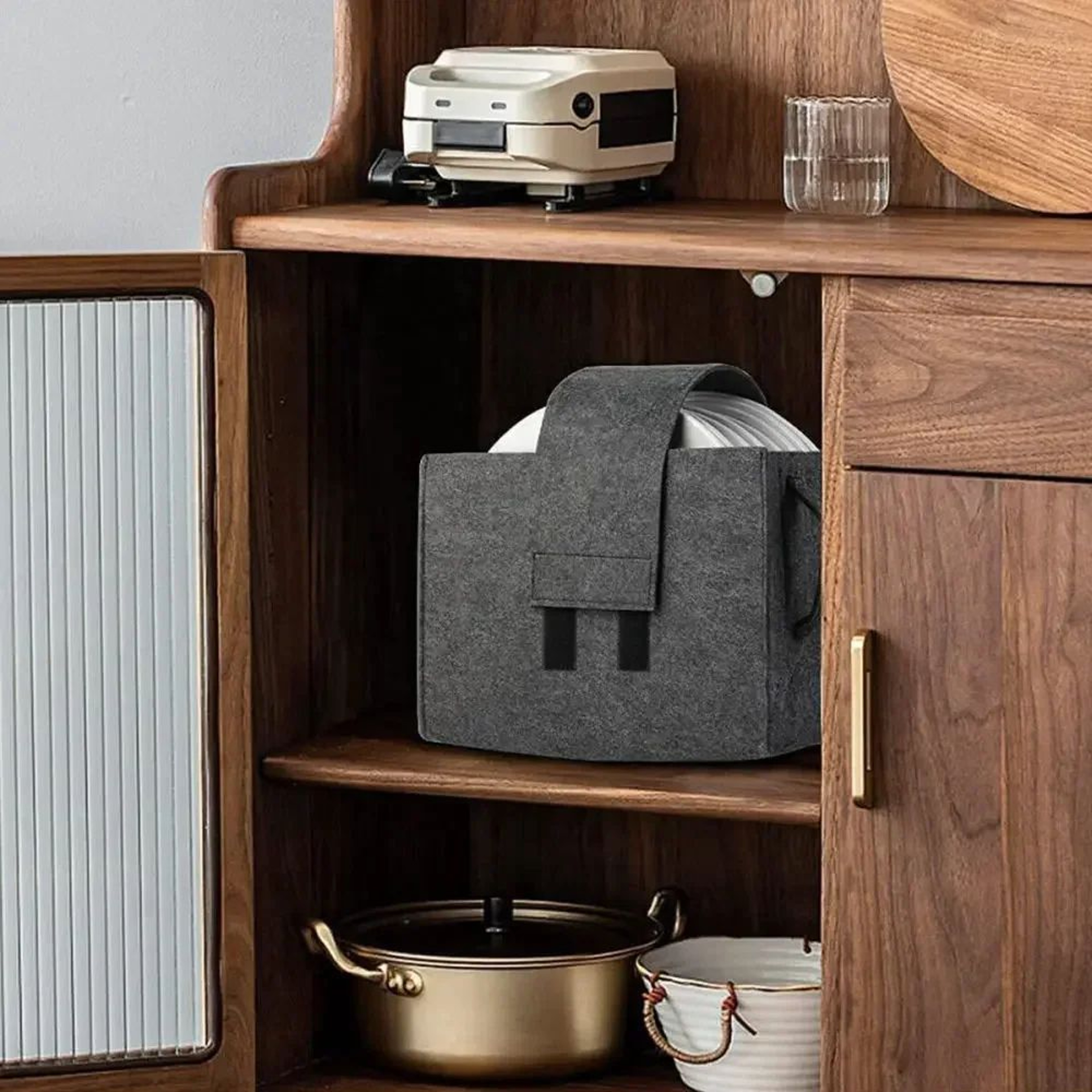 Felt Plate  Cup Storage Bag  Camping Dish Organizer With Dividers For Plates Cups RV Motorhome  Kit 2