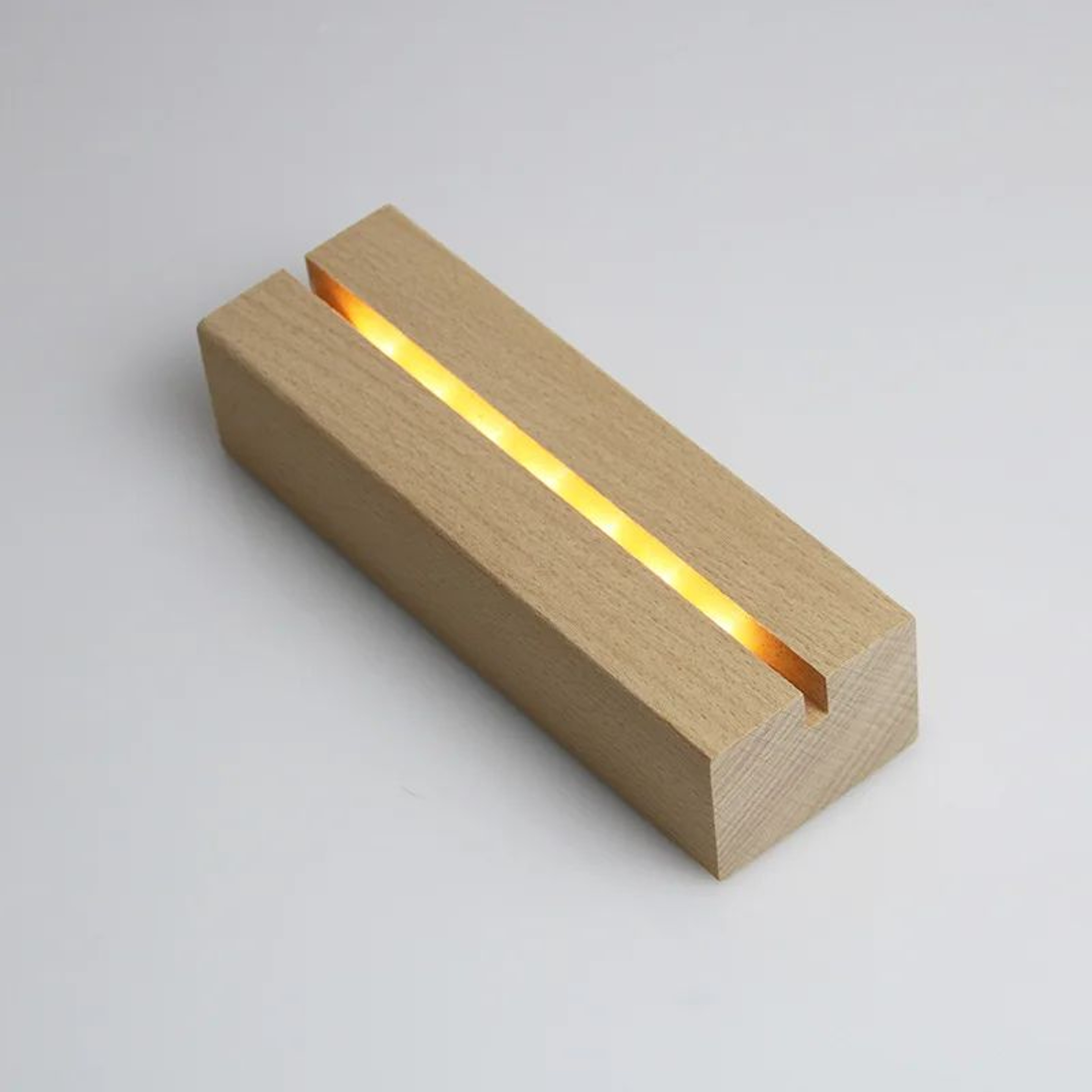 Beech Wood LED Light Display Base  AAA Battery Powered Stand For Acrylic Crystal Resin  Glass Art D 6