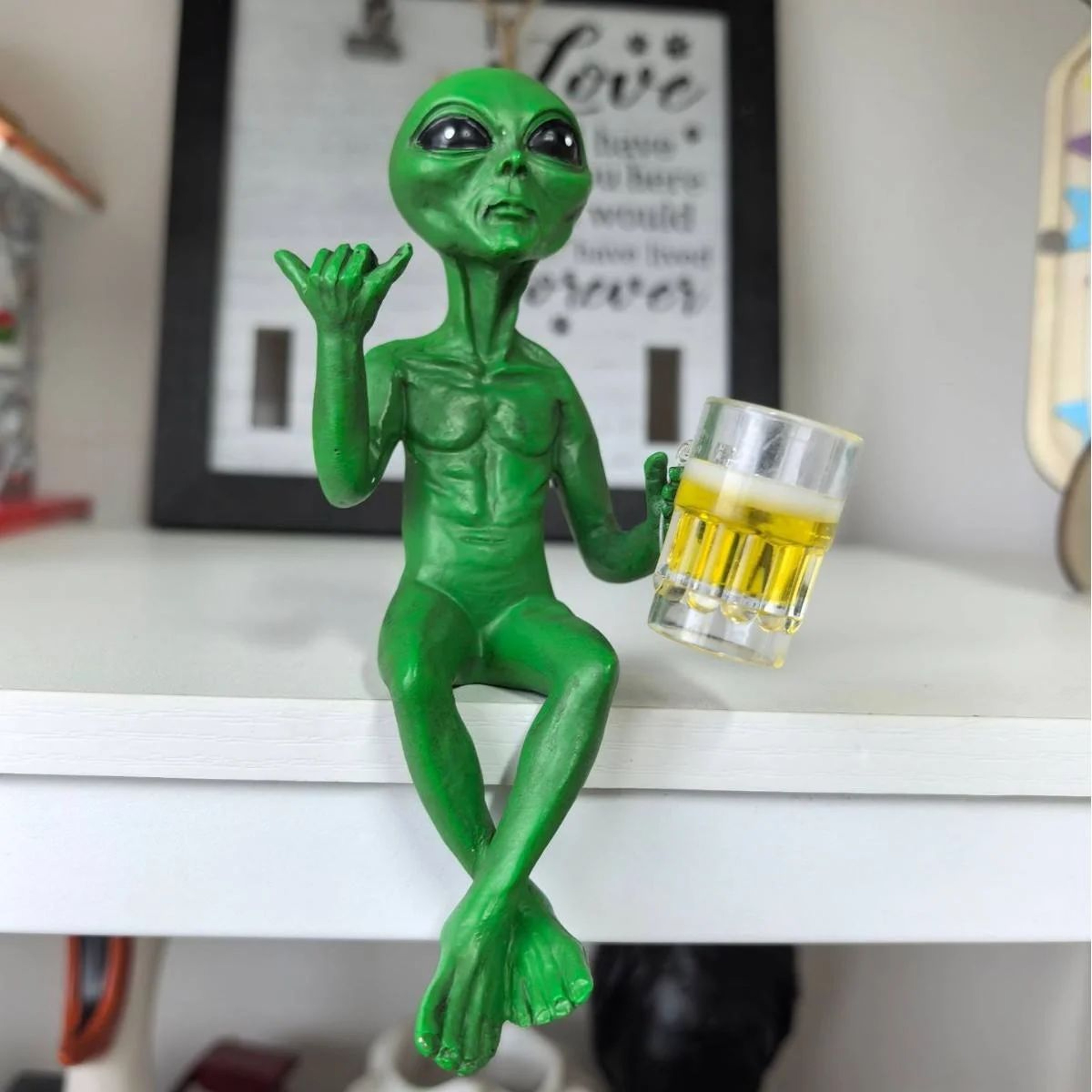 Funny Beer Drinking Alien Resin Statue  UFO Garden Sculpture Desktop Ornament  Home Decor 1