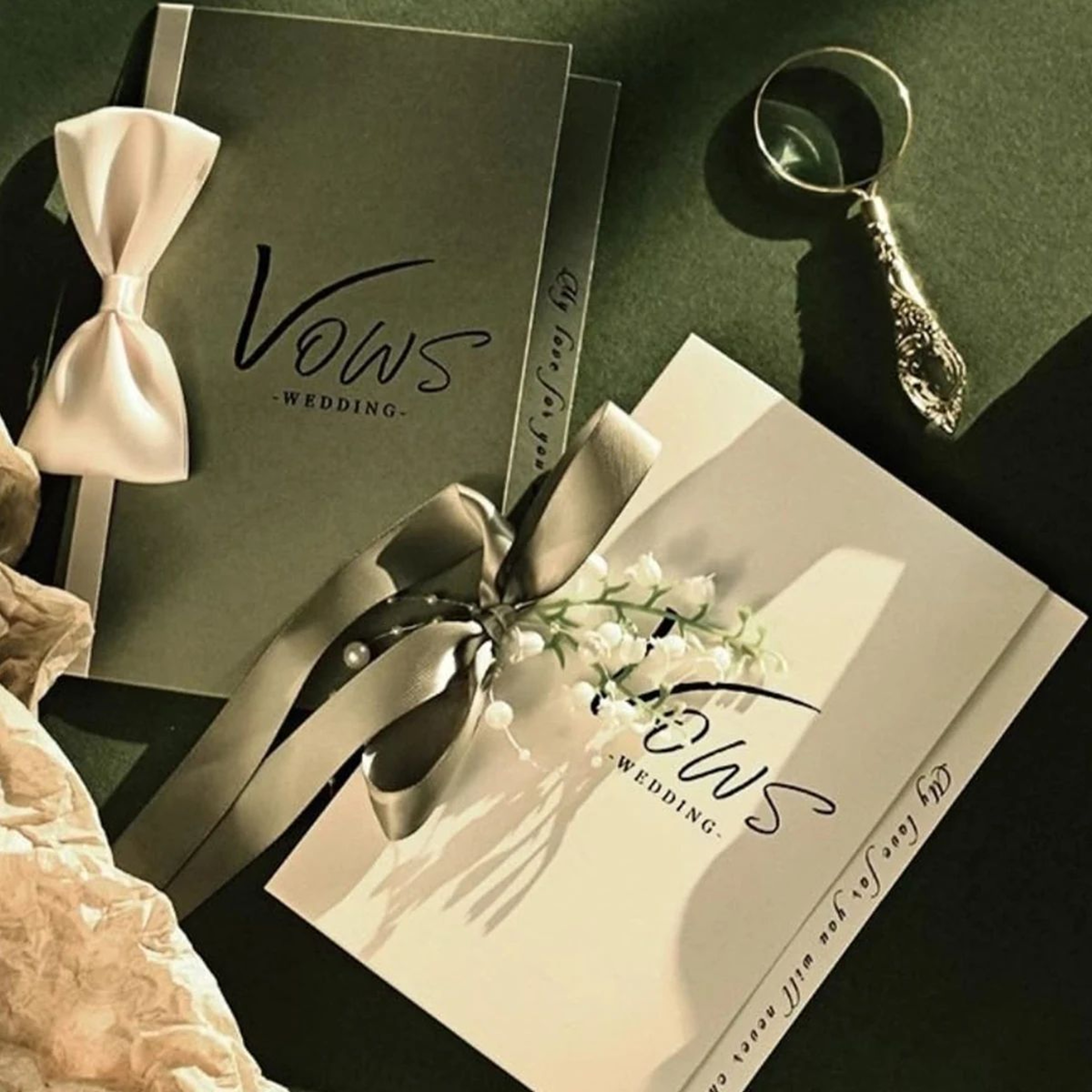 Minimalist Wedding Vow Book Set  Green  White Keepsake Vow Books For Bride  Groom With Lined Vows   0
