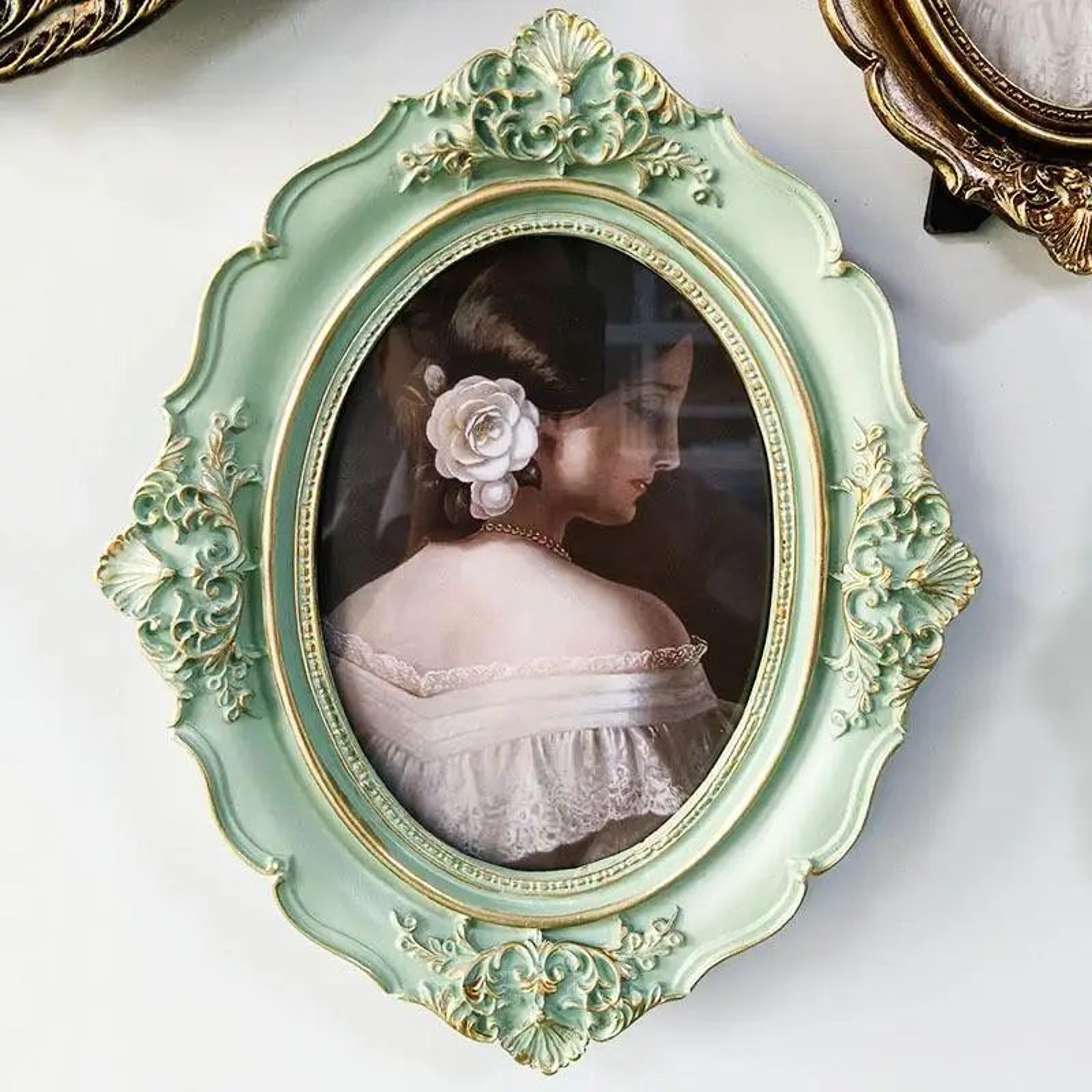4x6 In Vintage Resin Photo Frame  Antique Bronze Picture Frame For Wall  Tabletop Home Decor Random 6