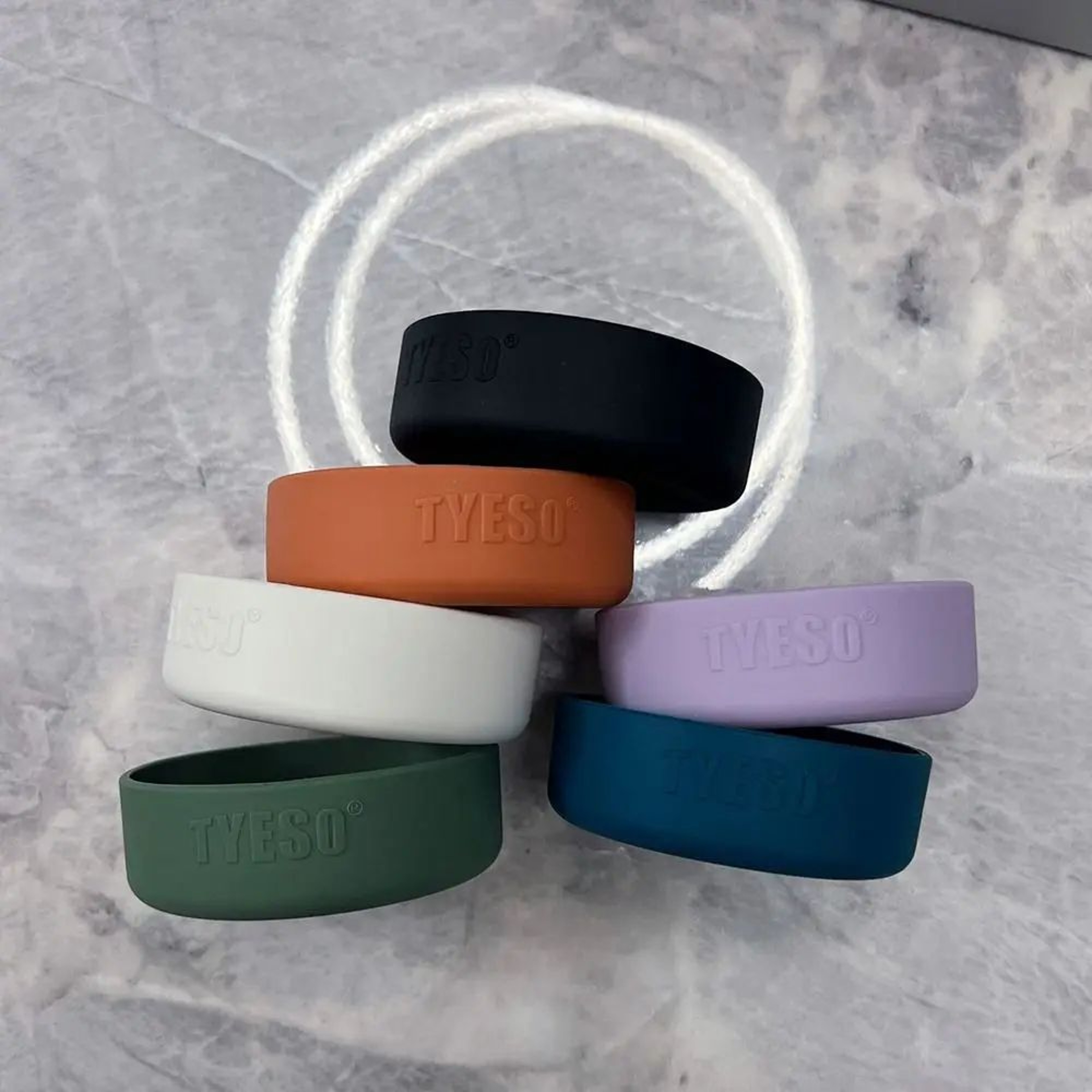 Silicone Water Bottle Boot  AntiSlip Protective Bottom Sleeve For Tyeso Cups And Tumblers 1