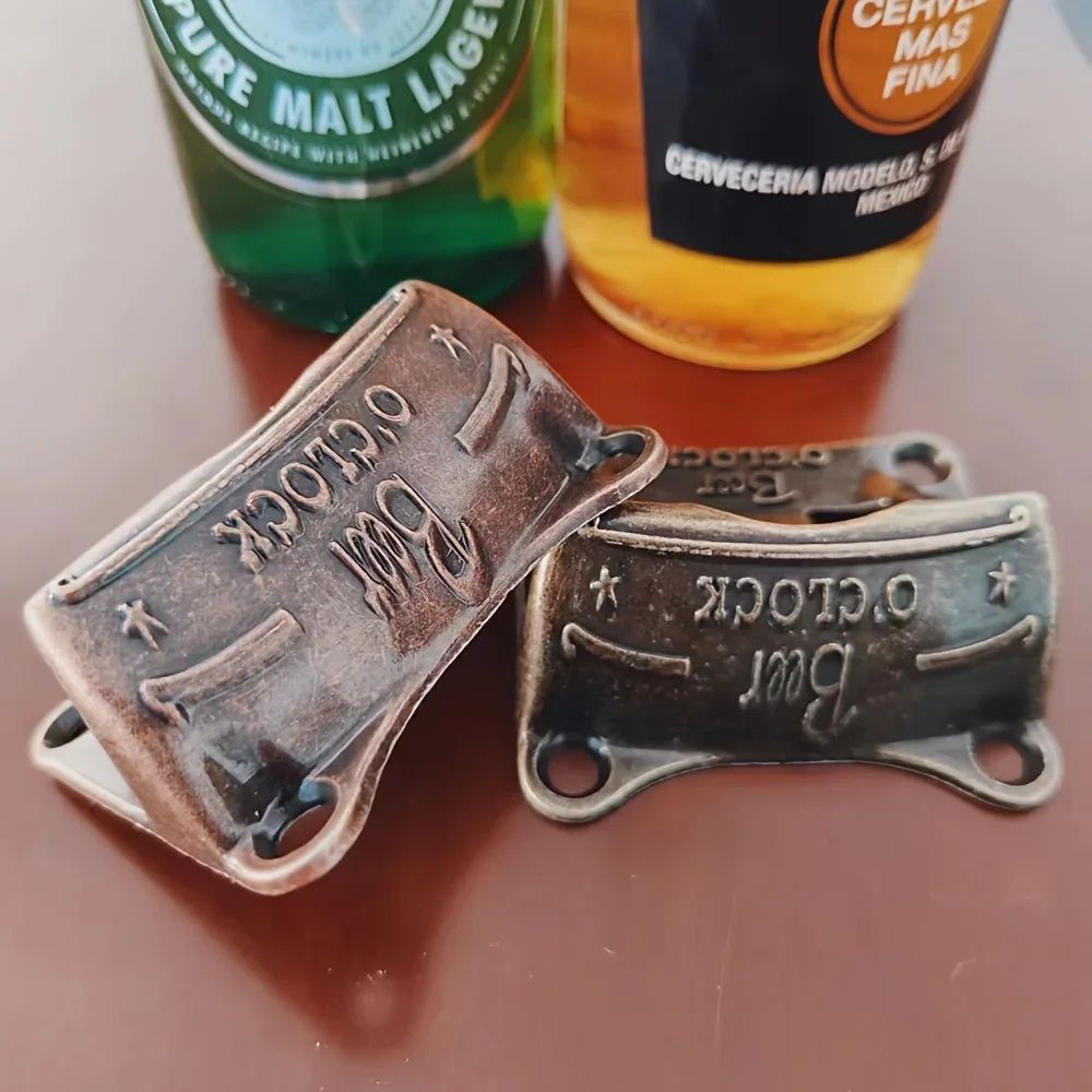 Beer OClock WallMounted Bottle Opener  Retro Zinc Alloy Beer Opener For Bar Kitchen  BBQ Decor 2