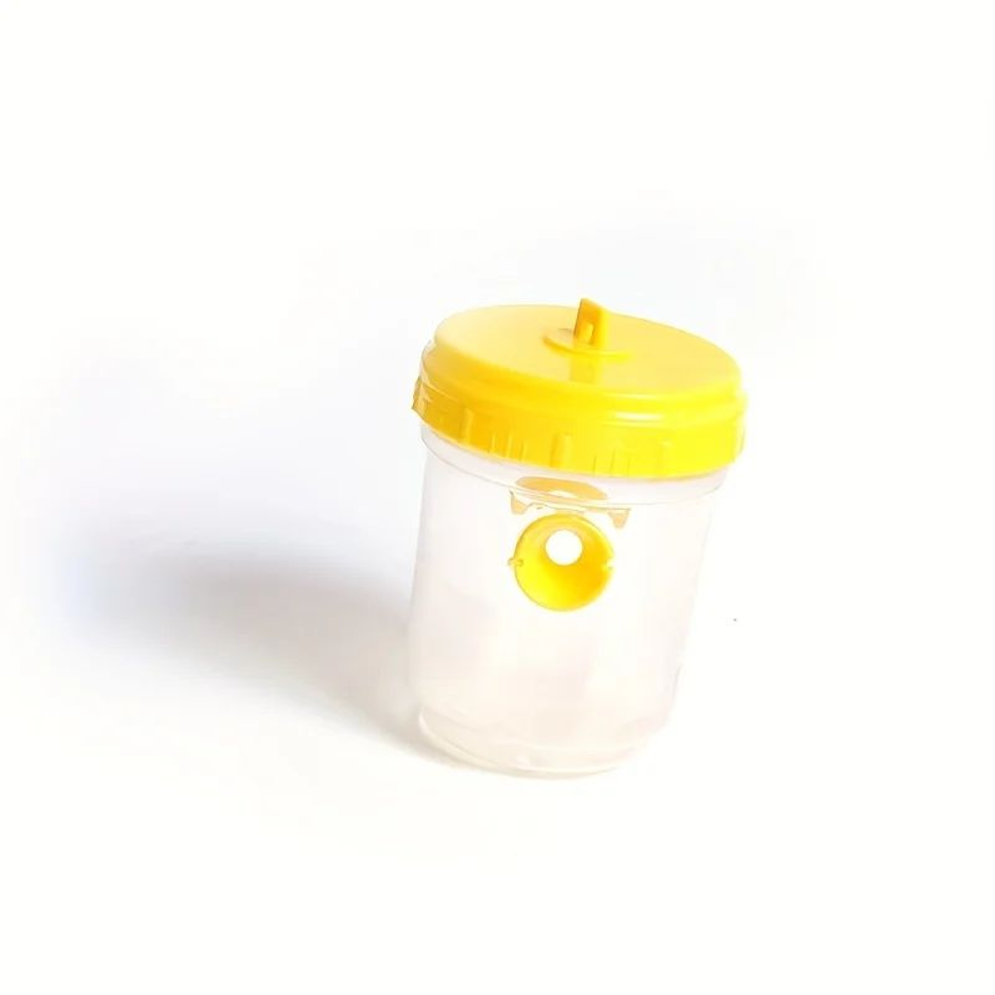 Clear Outdoor Insect Trap  Reusable Plastic Fruit Fly  Wasp Catcher With Lid For Garden Patio  Yard 2