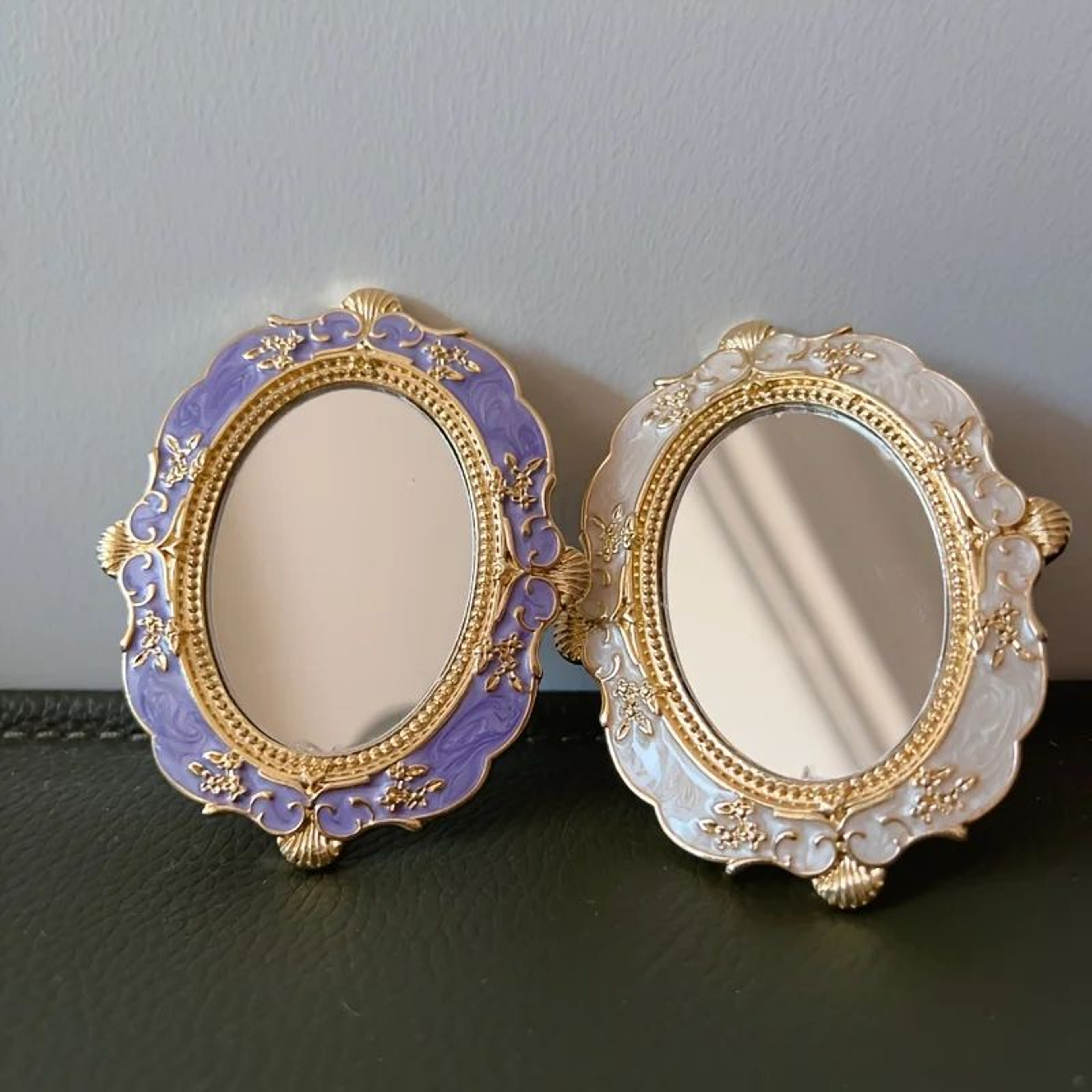 Vintage Floral Hand Mirror  Metal Frame Glass Vanity Mirror With Palace Style Relief For Makeup Tab 3