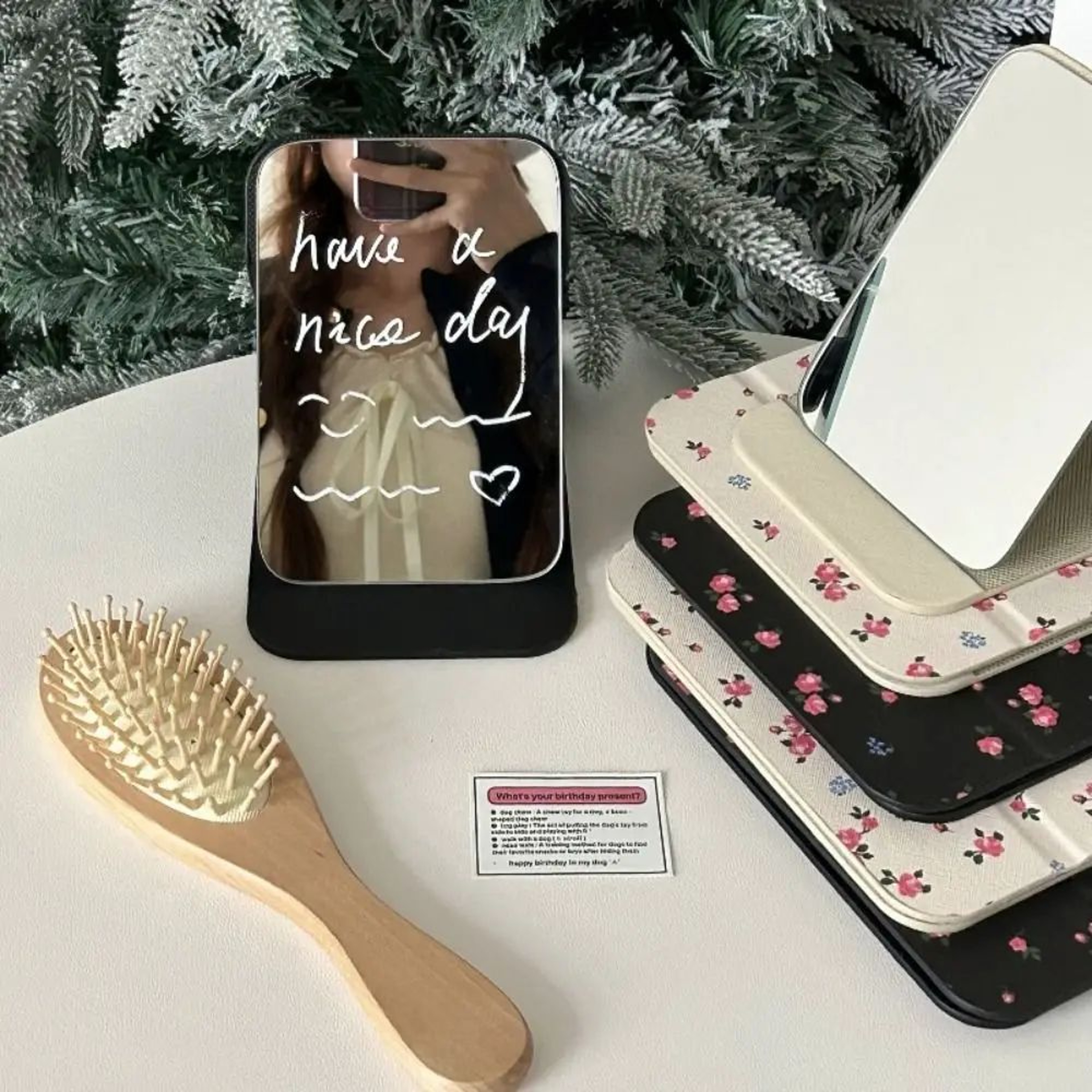PU Leather Folding Makeup Mirror  Portable Desktop Vanity Stand Mirror For Travel Makeup Skincare   0