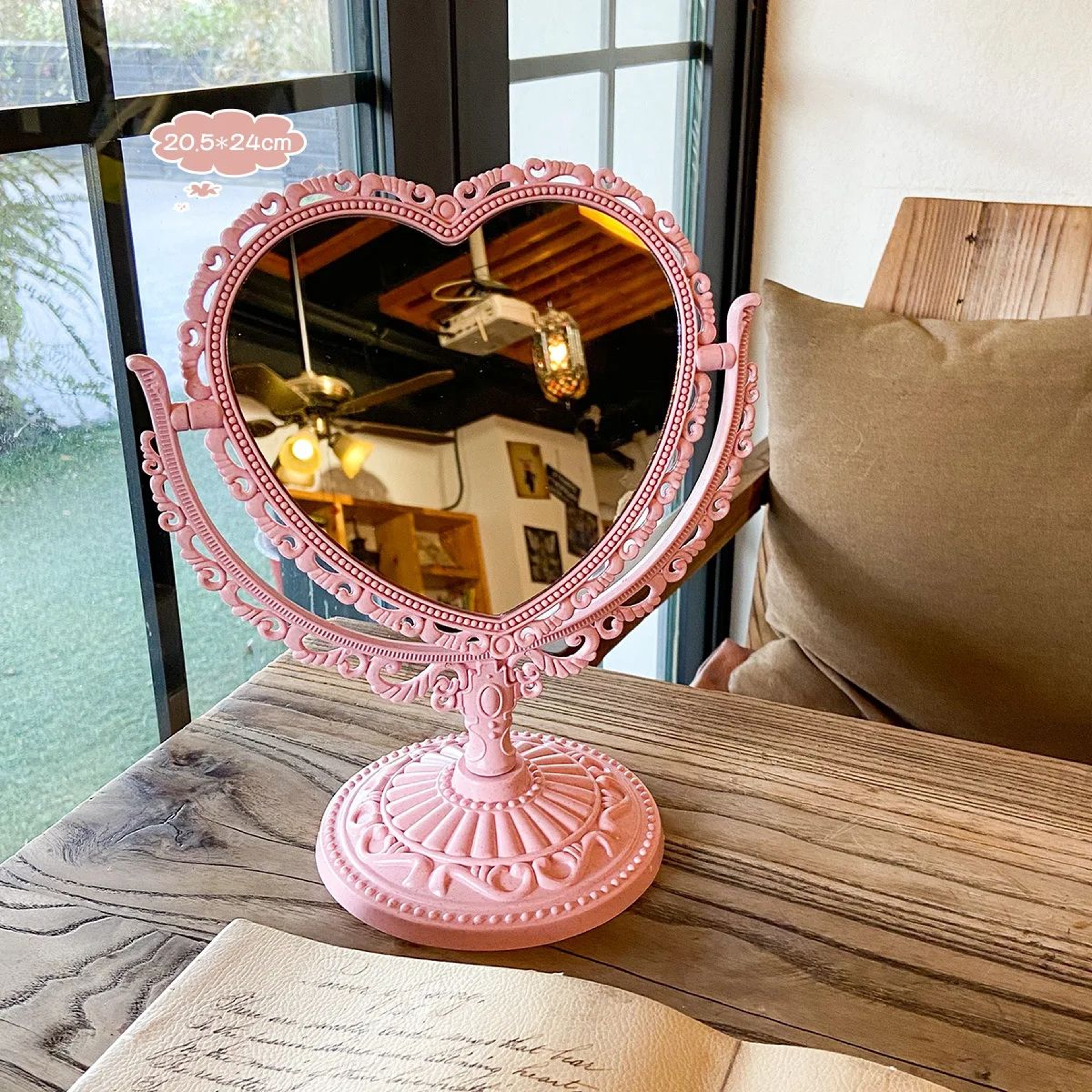 European Retro Desktop Makeup Mirror  HeartShaped  Oval Vanity Dressing Mirror For Bedroom Dorm Dec 7