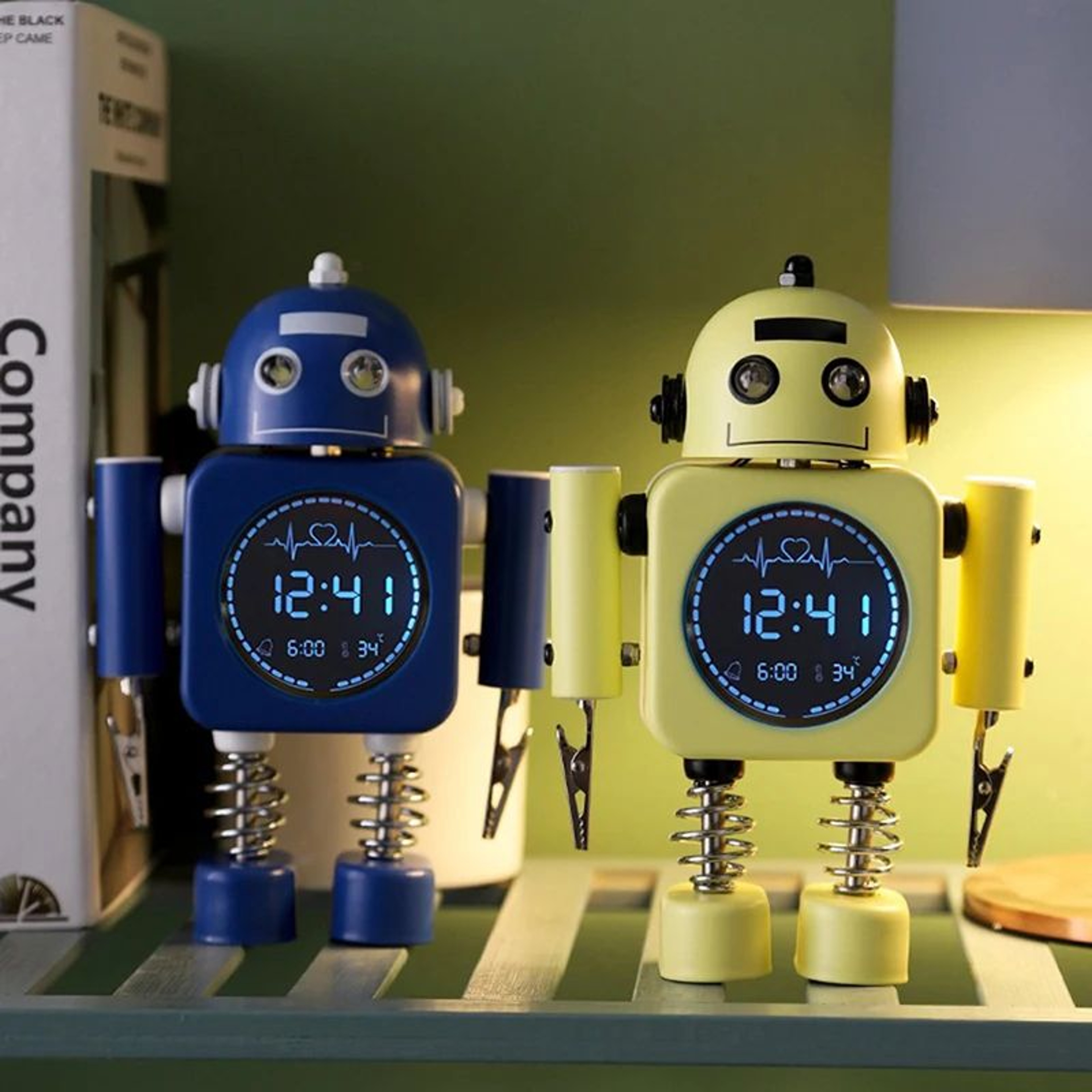 Silent Robot Alarm Clock  NonTicking Metal Wake Up Clock With Flashing Eye Lights  Hand Clip For De 2